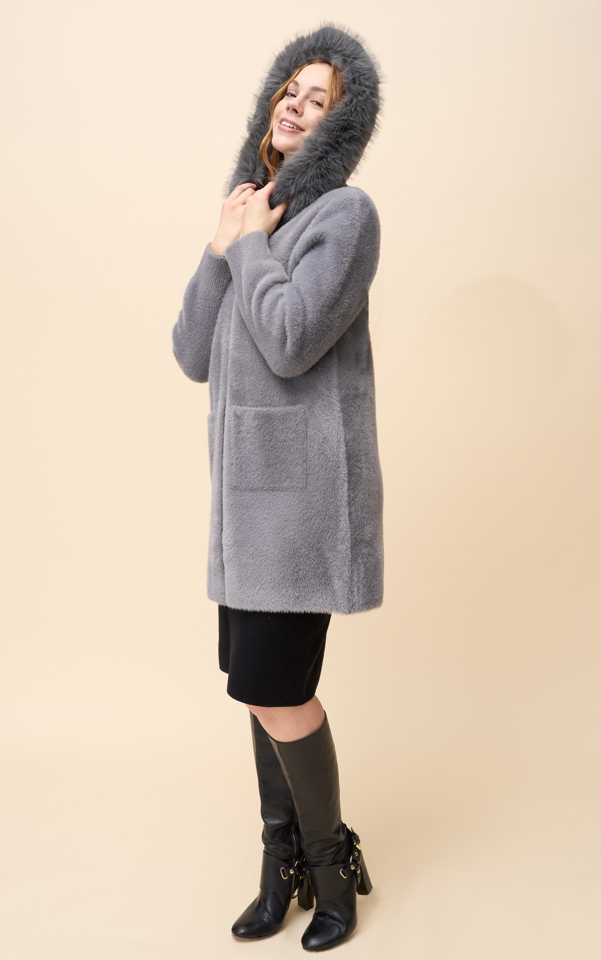 Passioni Strickmantel mit Vordertaschen und Kunstpelzkragen mit Kapuze günstig online kaufen