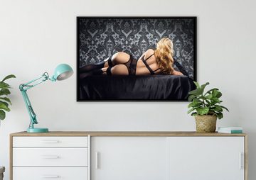 Pixxprint Leinwandbild schöne Frau in sexy Dessous, Wanddekoration (1 St), Leinwandbild fertig bespannt, in einem Schattenfugen-Bilderrahmen gefasst, inkl. Zackenaufhänger