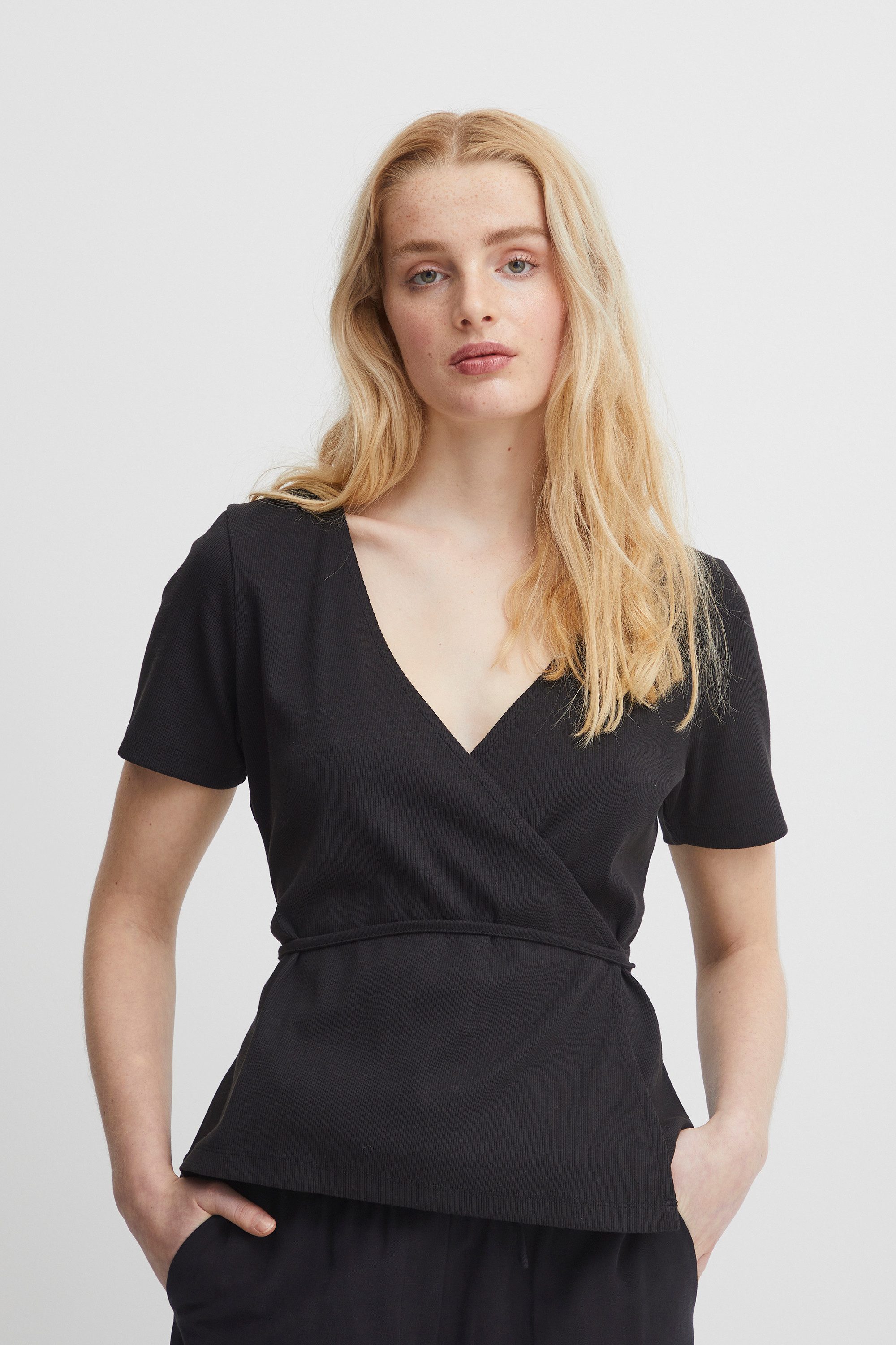 Ichi T-Shirt T-Shirt