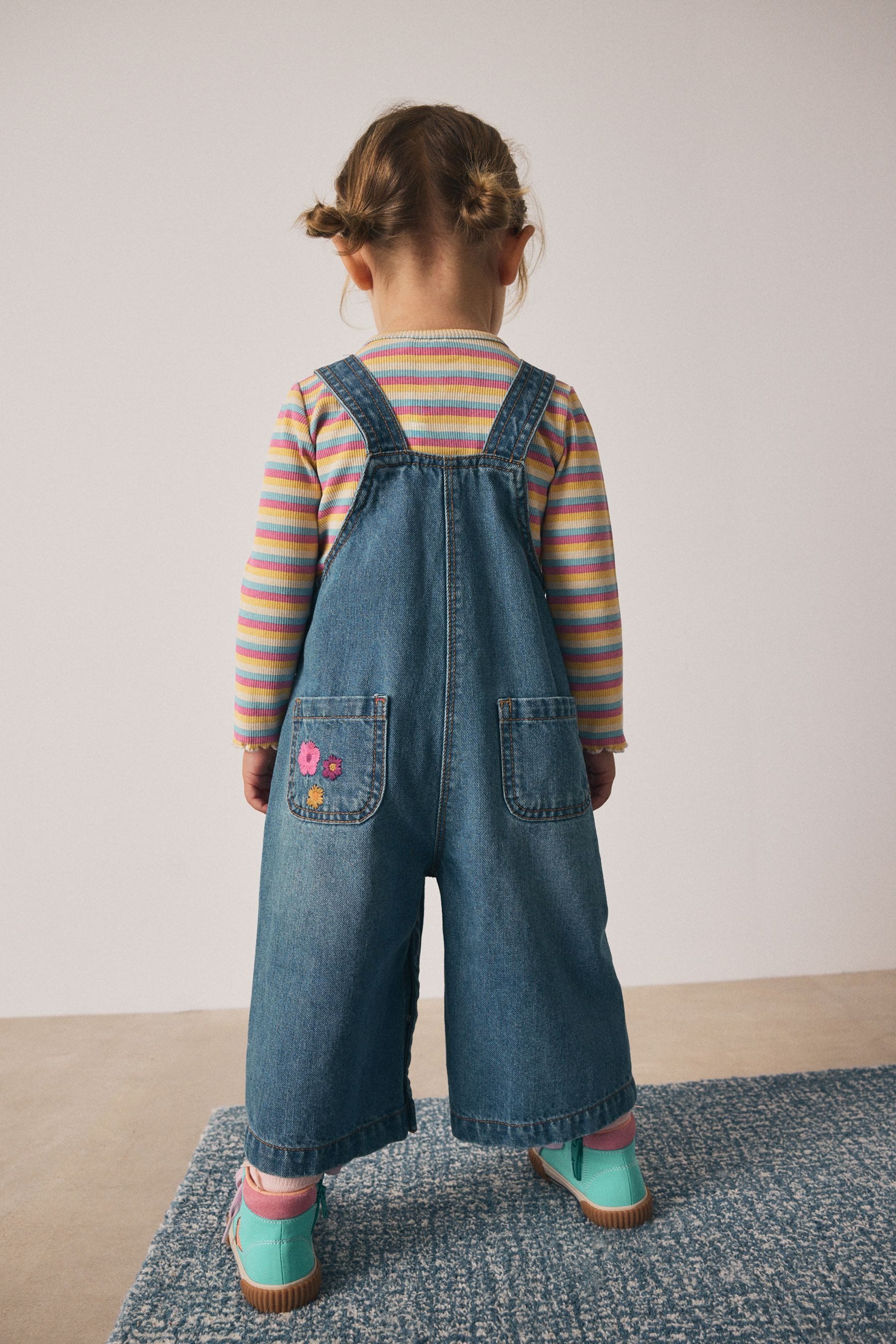 Next Jeanslatzhose Latzhose mit Verzierung, Biene günstig online kaufen