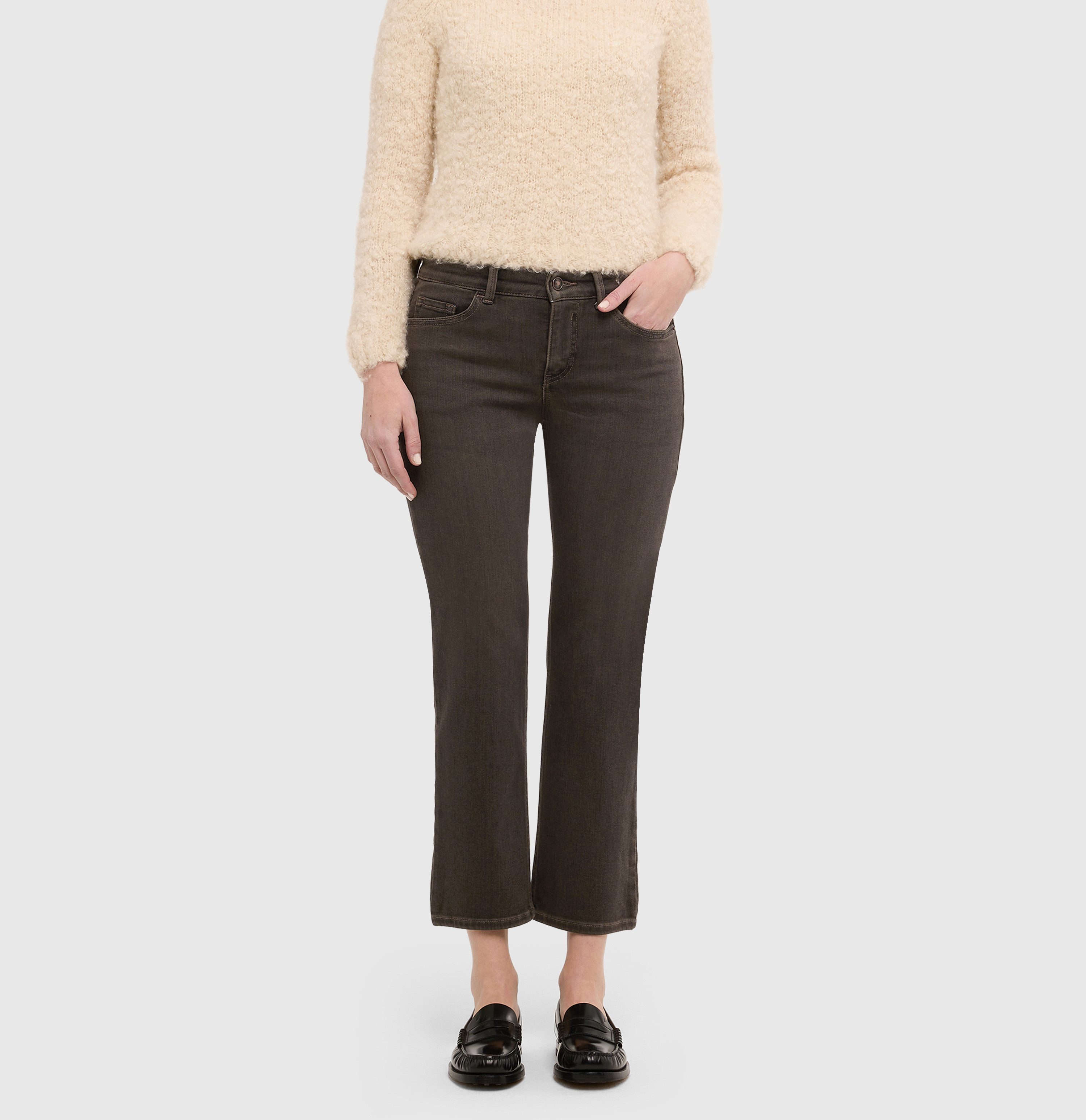 MAC Slim-fit-Jeans CARRIE straight Atmungsaktiver Ganzjahres-Denim