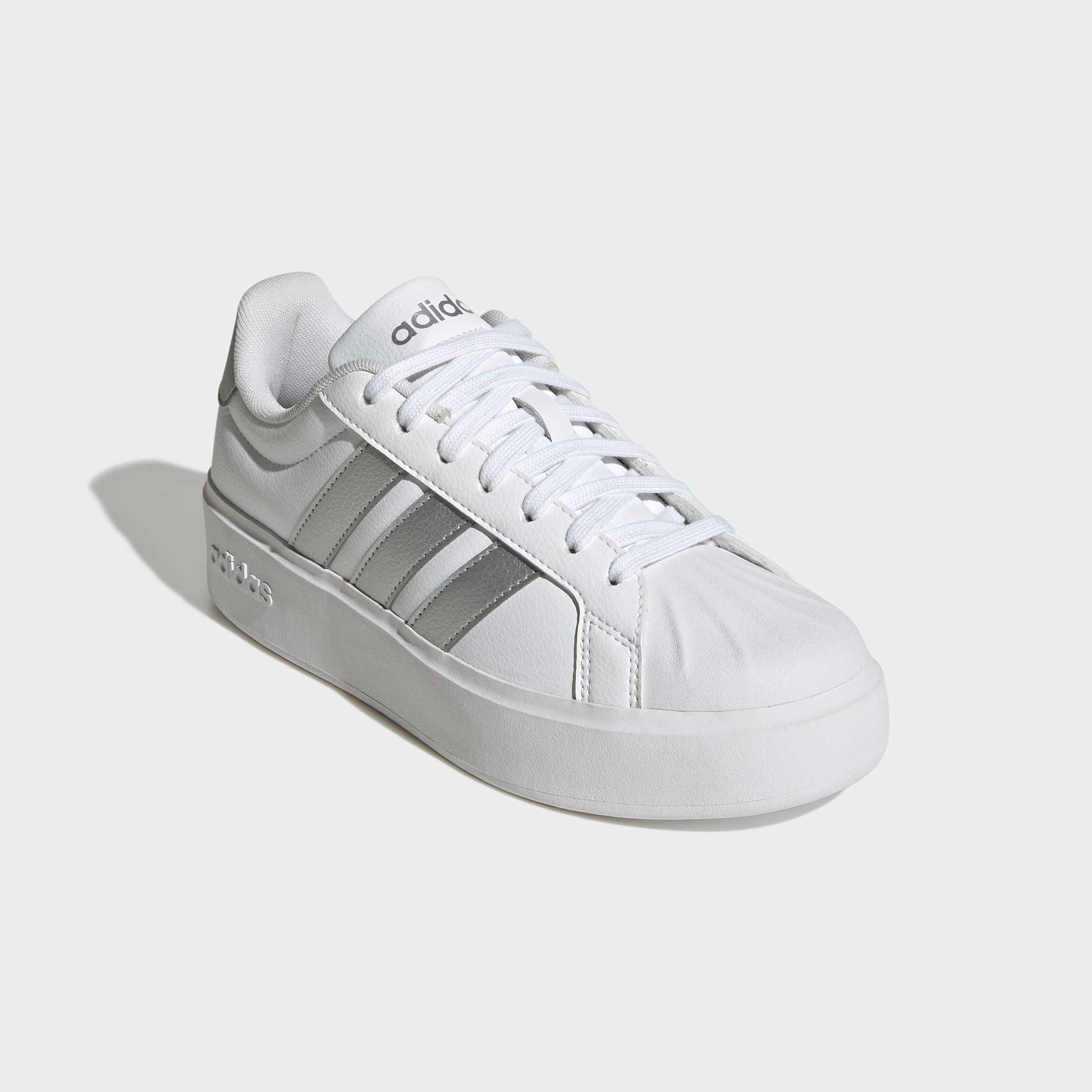 adidas Sportswear STREETTALK BOLD Plateausneaker inspiriert vom Design des adidas Superstar