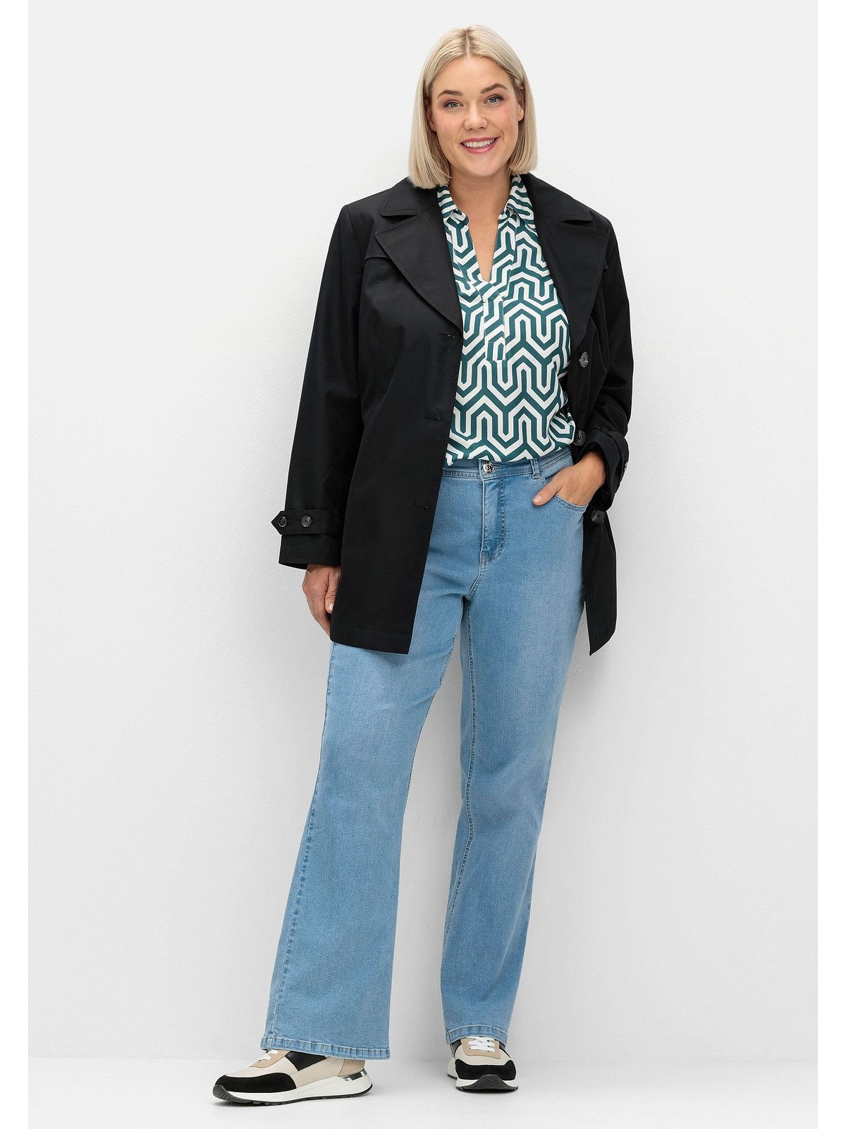 Sheego Tunika Große Größen mit grafischem Alloverprint