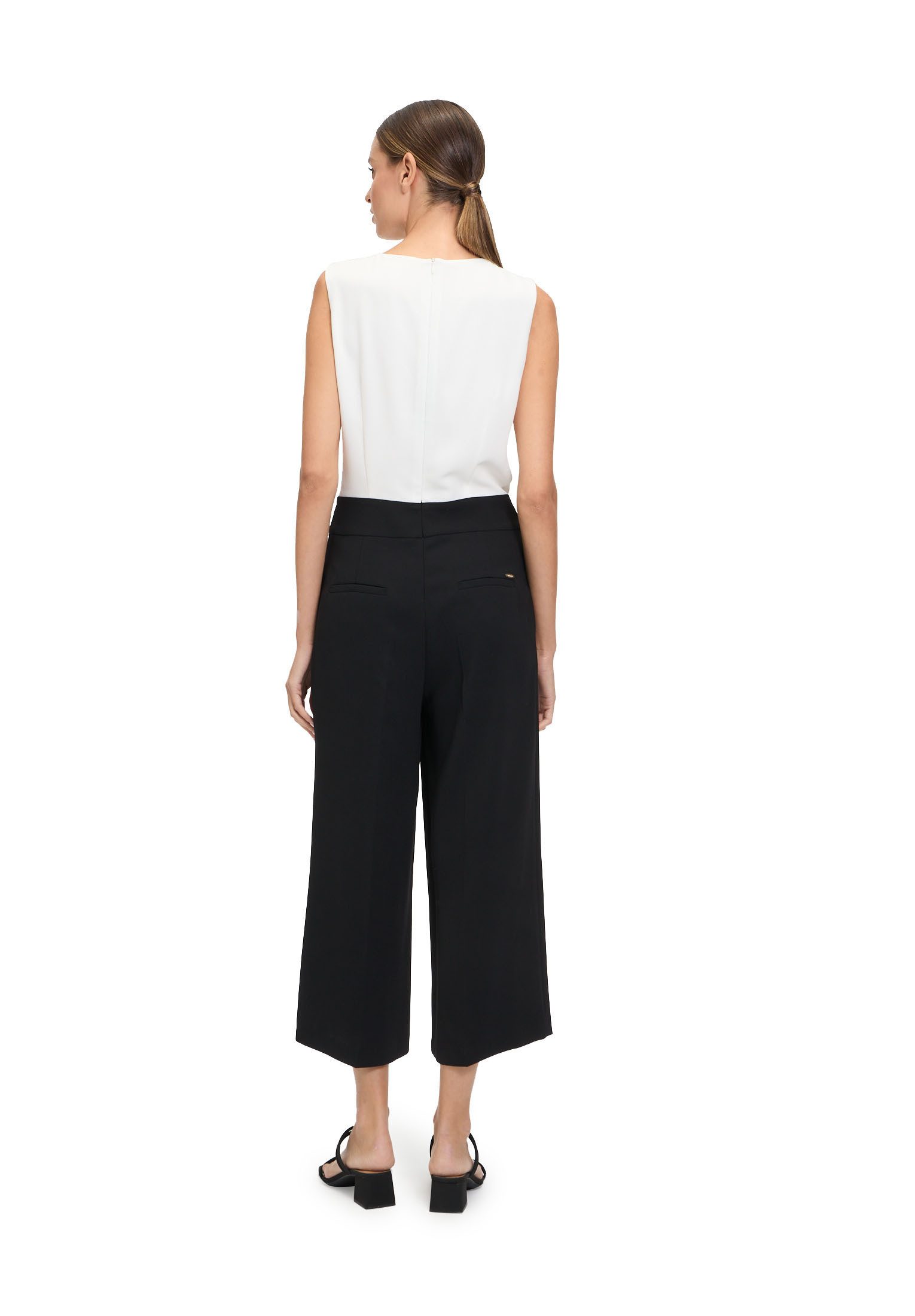 Betty&Co Overall Damen ohne Arm (1-tlg) Falten