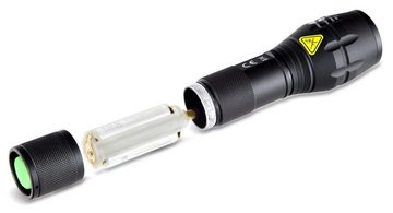 Stagecaptain LED Taschenlampe TF-1000 - Wasserfestes Outdoor Flashlight (Spar-Set, 4-St., Langlebiger 1000 Lumen CREE Chip), mit 3 Helligkeitsstufen, Stufenloser Zoom, Stroboskop und SOS Modus