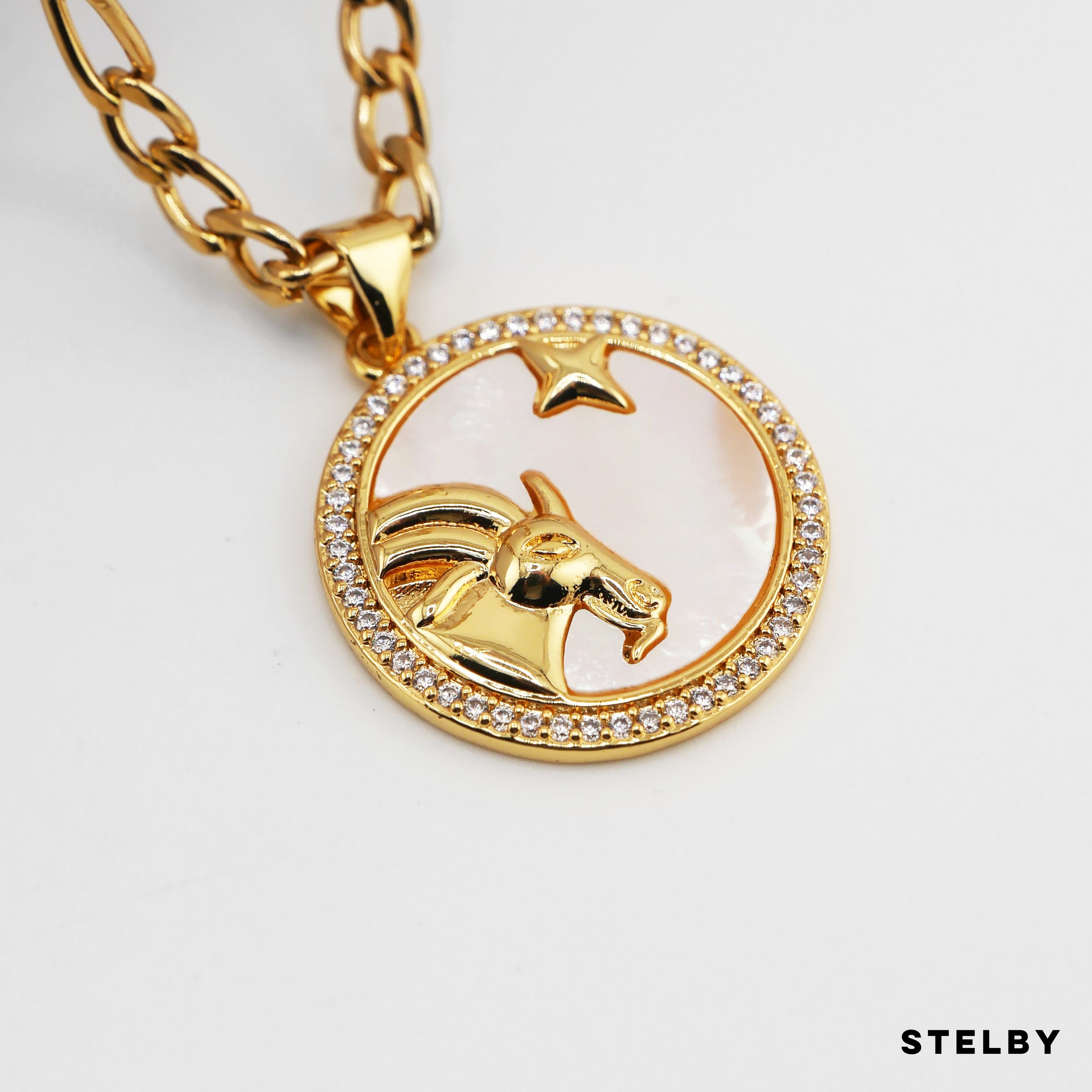 Stelby Kette mit Anhänger Sternzeichen Steinbock Halskette vergoldet - Schm günstig online kaufen