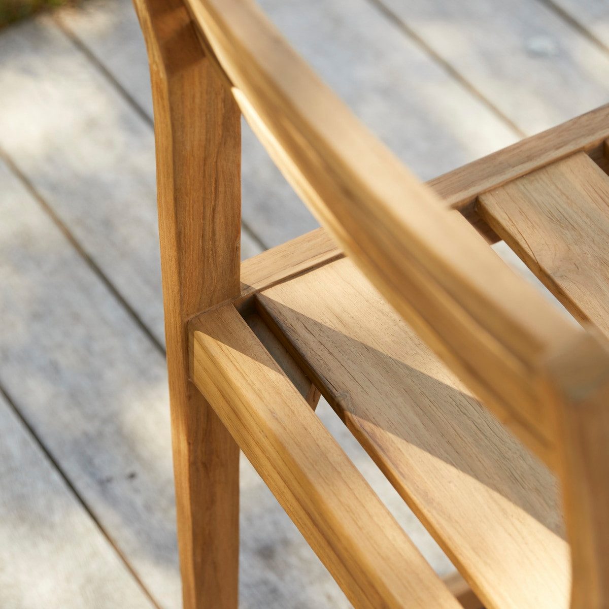 Tikamoon Gartenstuhl Gartenstuhl aus massivem, recyceltem Teakholz Vasco