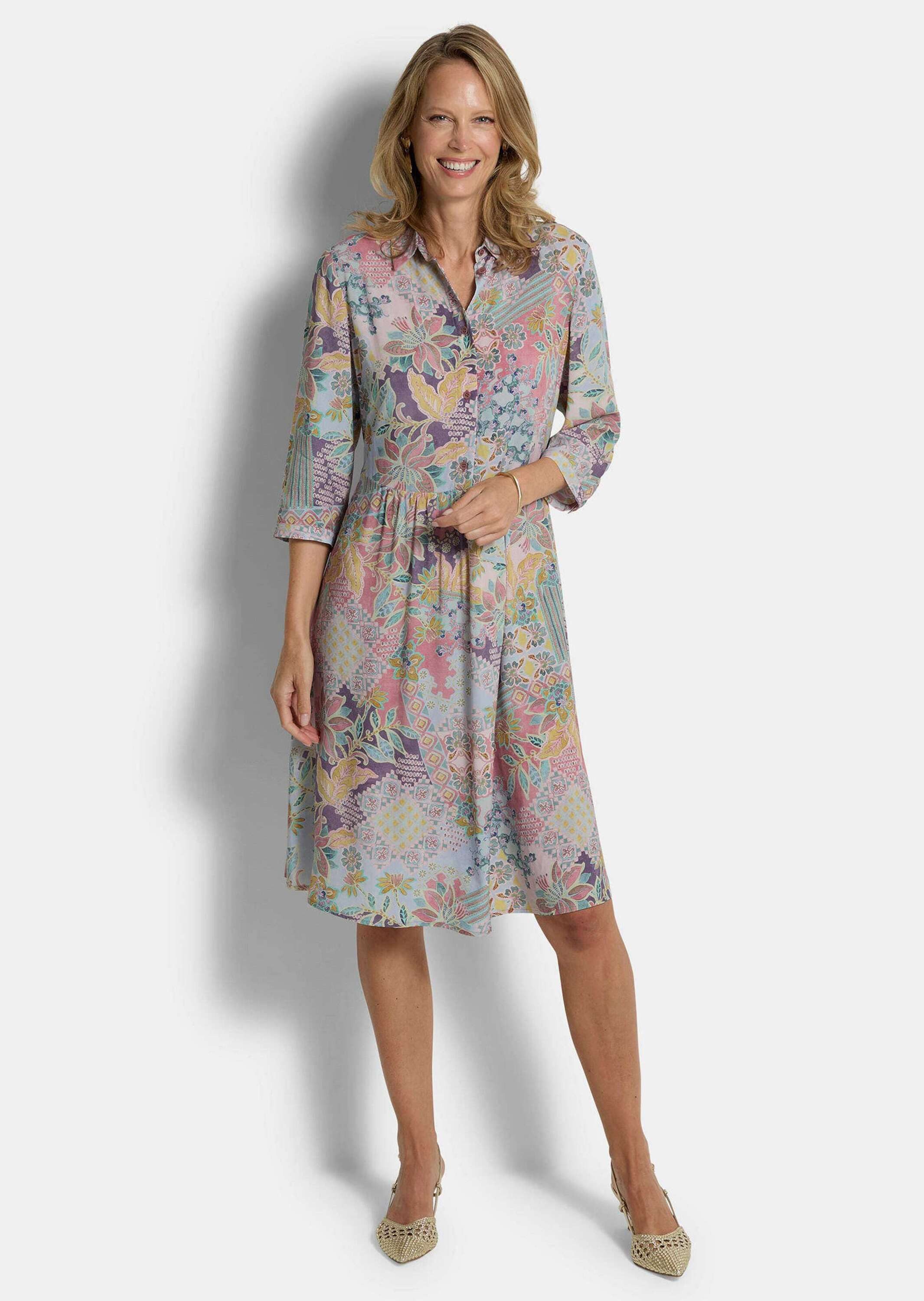 GOLDNER Sommerkleid Elegantes Viskosekleid mit Patch-Muster Midikleid mit Hemdkragen, Knopfleiste, Taschen, Knielänge und Halbarm