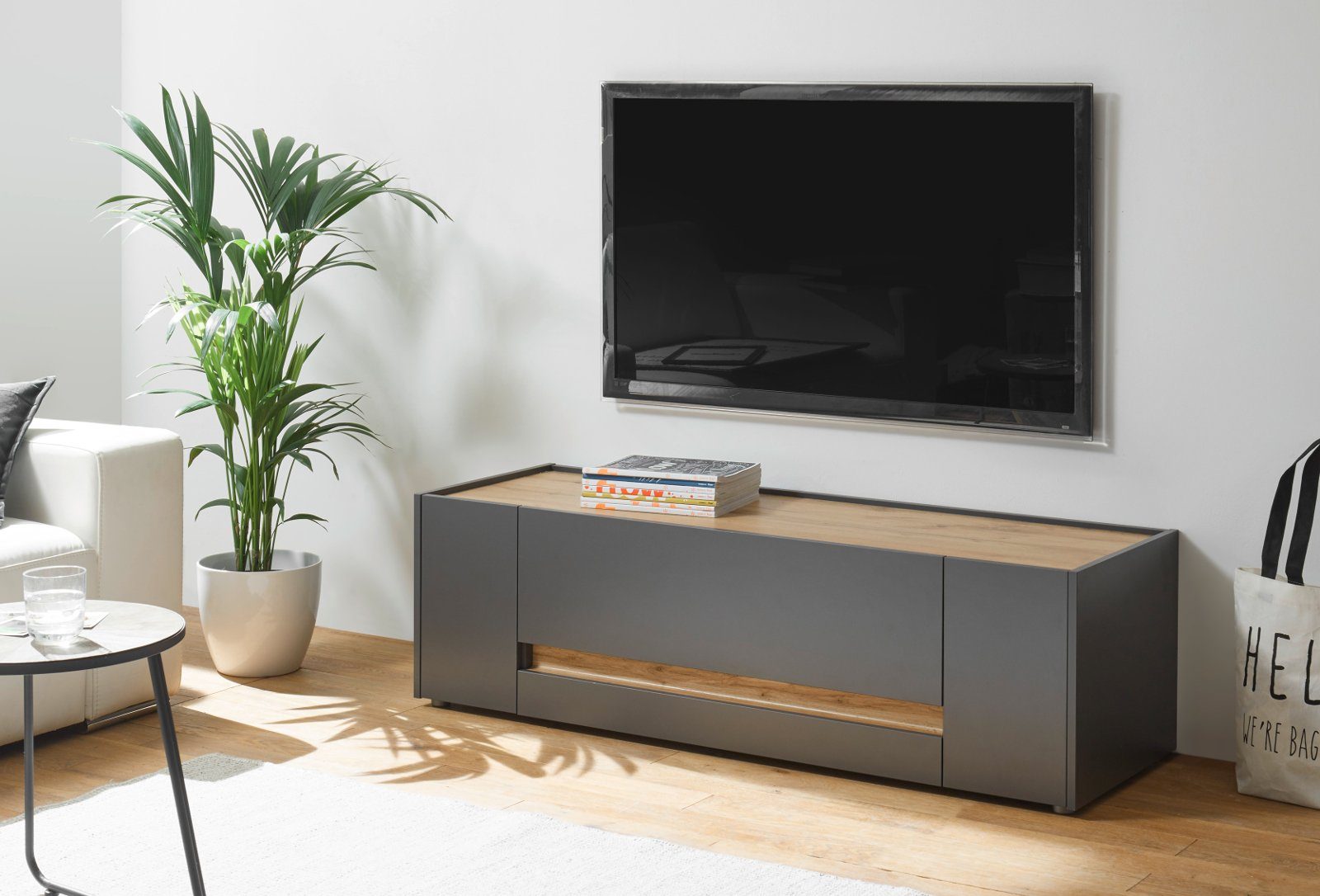 Furn.Design Lowboard Center (TV Unterschrank in grau mit Eiche, 140 cm), viel Stauraum – Bild 4 von 5