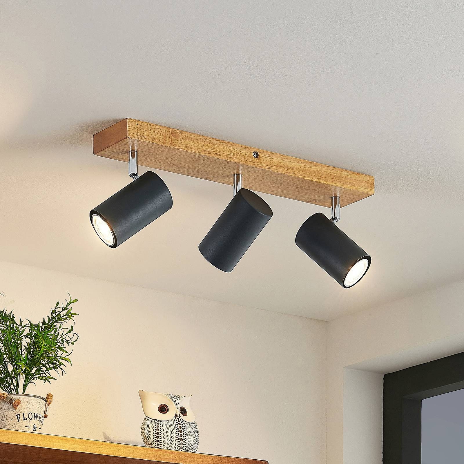 Lindby Deckenstrahler Maniva, Metall IP20, 3 x 8 W LED
