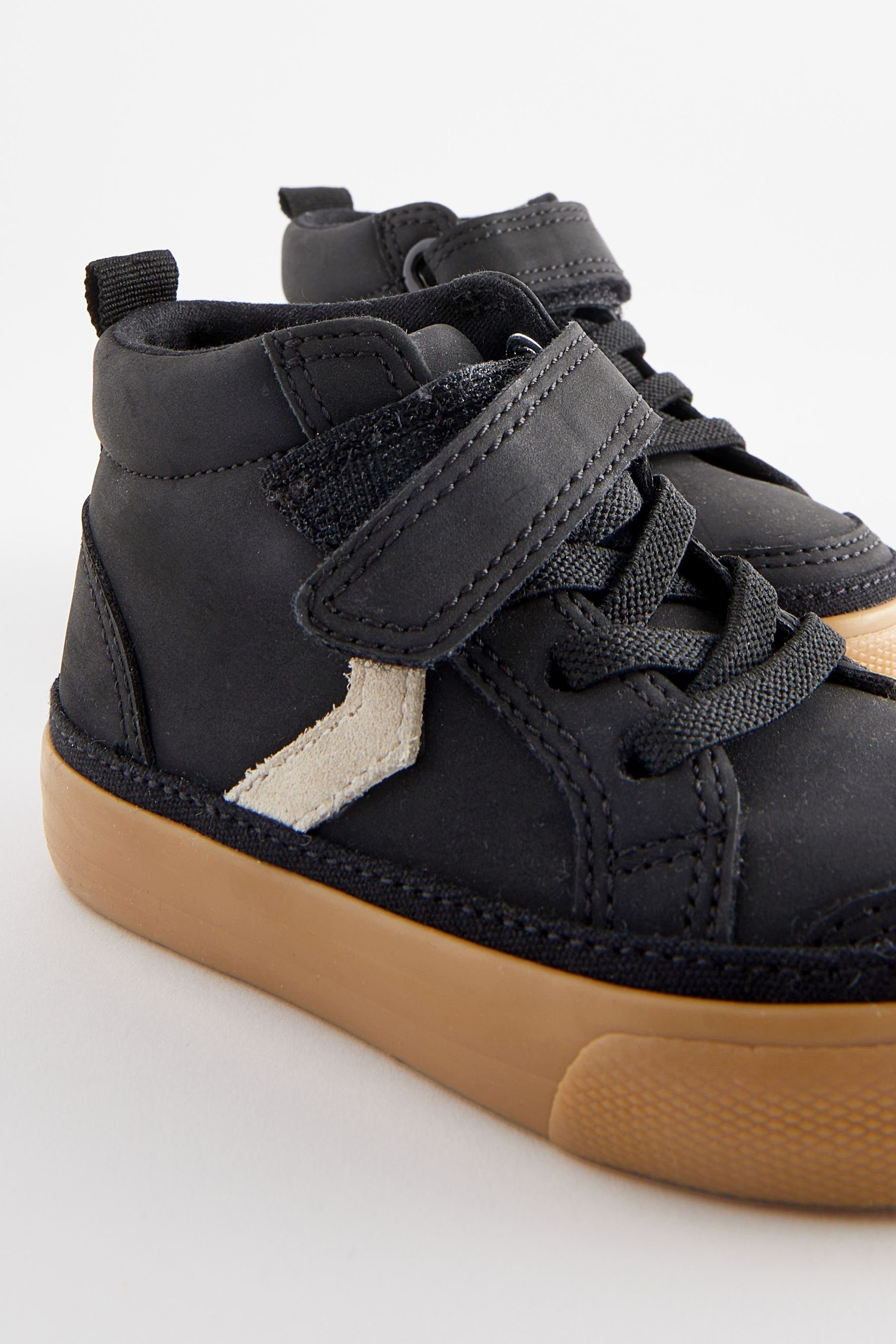 Next Chevron Stiefel mit elastischer Schnürung Klettstiefel (1-tlg)