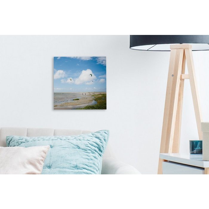 OneMillionCanvasses® Leinwandbild Menschen beim Kitesurfen auf Terschelling (1 St) Leinwand Bilder für Wohnzimmer Schlafzimmer AV10390