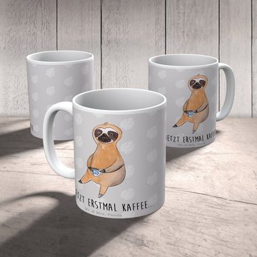 Mr. & Mrs. Panda Tasse Faultier Kaffee - Grau Pastell - Geschenk, Kaffeeliebe, Lieblingstier, Keramik, Herzberührende Designs