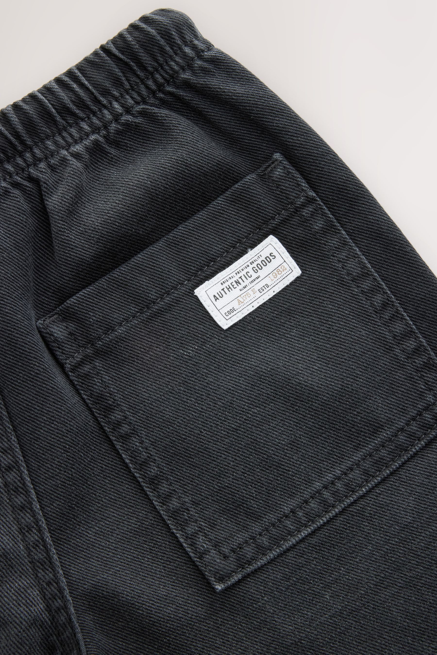 Next Bermudas Denim-Bermudashorts aus 100 % Baumwolle (1-tlg)