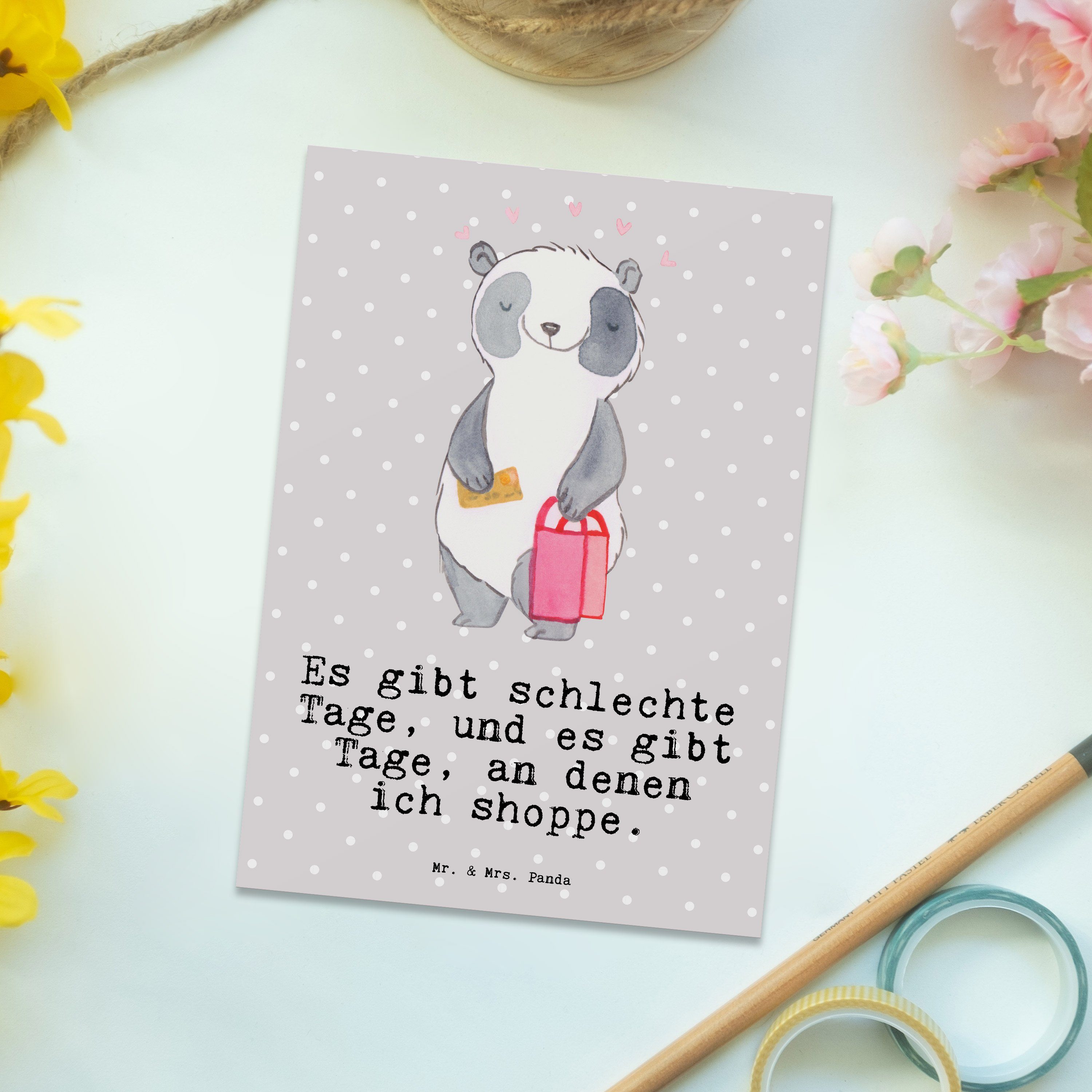 Mr. & Mrs. Panda Postkarte Panda Shopping Tage - Grau Pastell - Geschenk, Auszeichnung, Danke, S