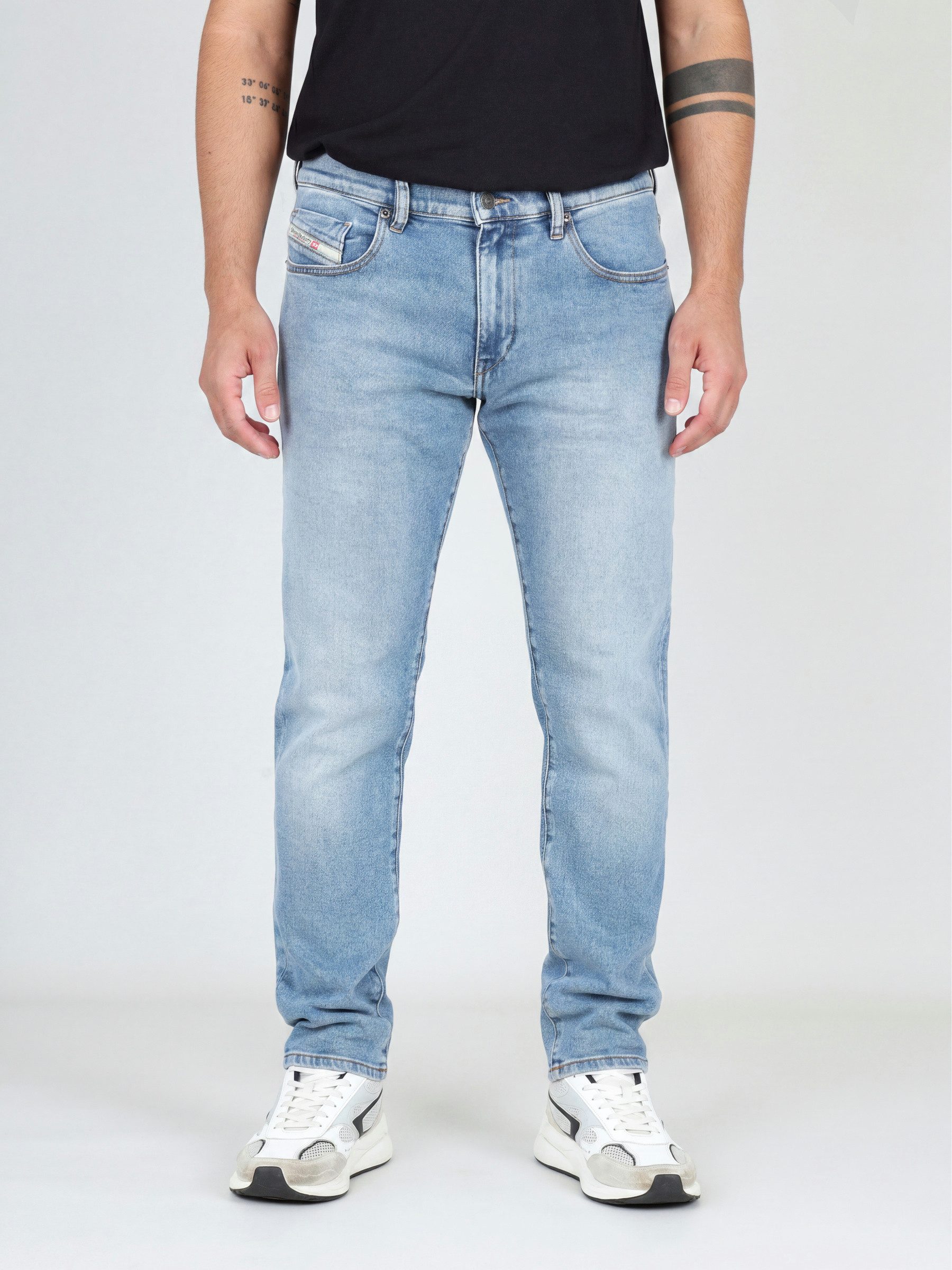 Diesel Slim-fit-Jeans Herren Jeans - 2019 D-STRUKT mittlere Leibhöhe, mittlerer Stretch