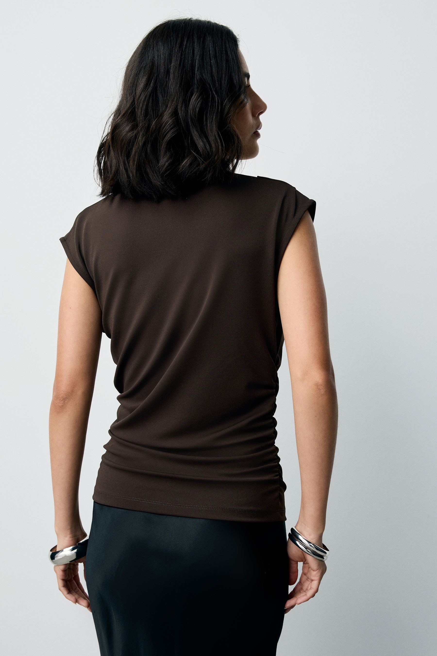 Next Kurzarmbluse Ärmelloses, hochgeschlossenes Oberteil (1-tlg) günstig online kaufen