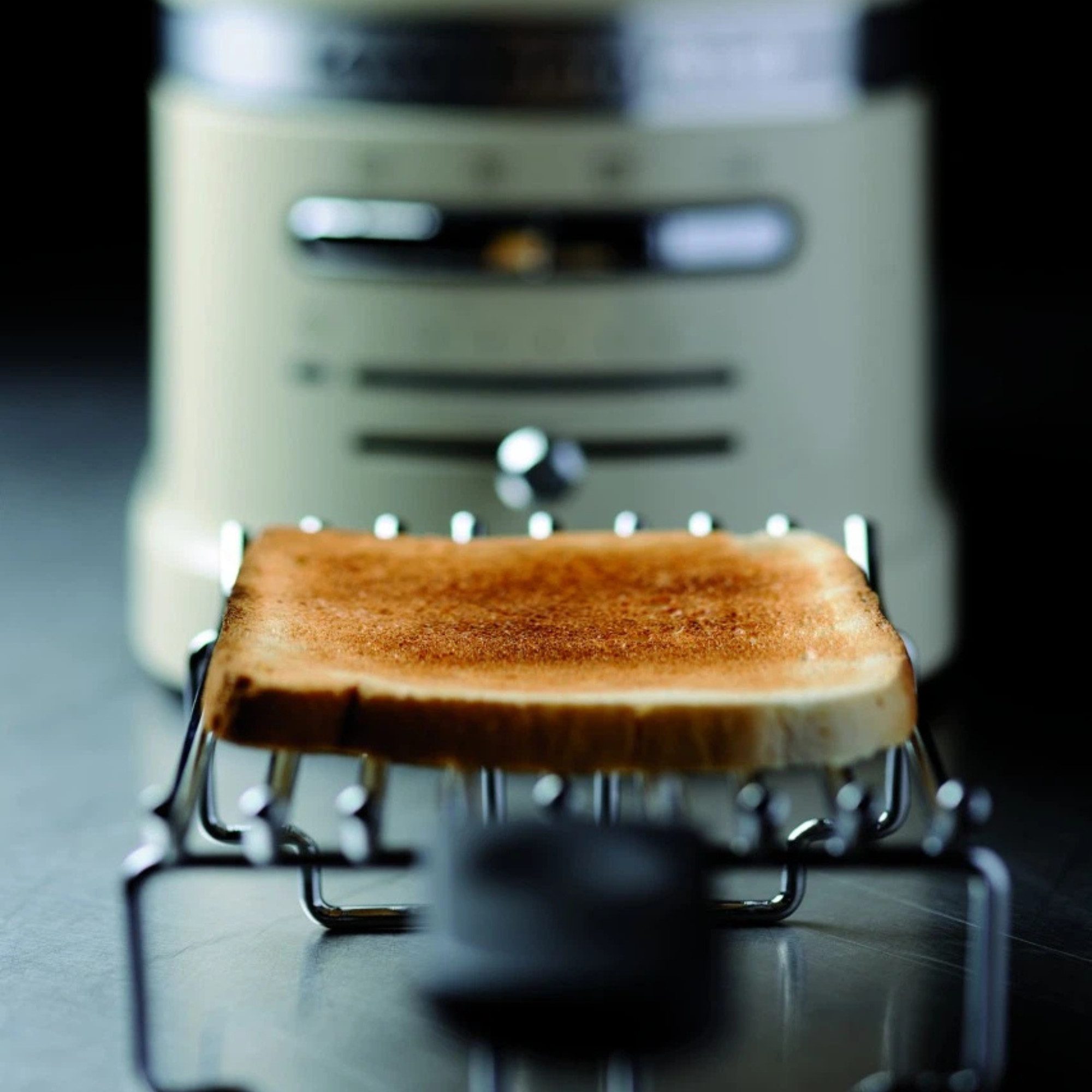 KitchenAid Toaster KitchenAid Brötchen-Röstaufsatz KTBW22 + gratis Holzlöffel