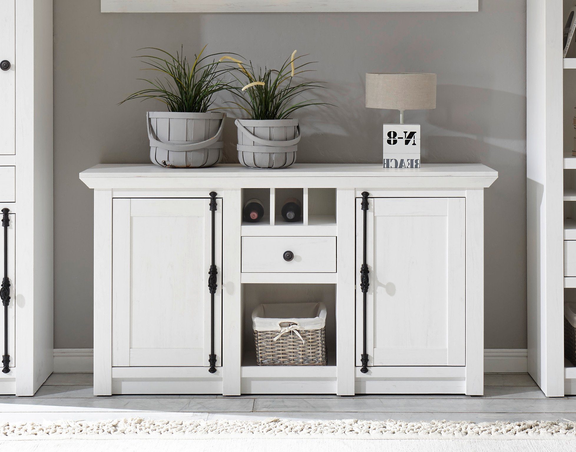 Empinio24 Sideboard WALES, 152x83 cm, 2-türig, mit Flascheneinteilung, weiß Pinie