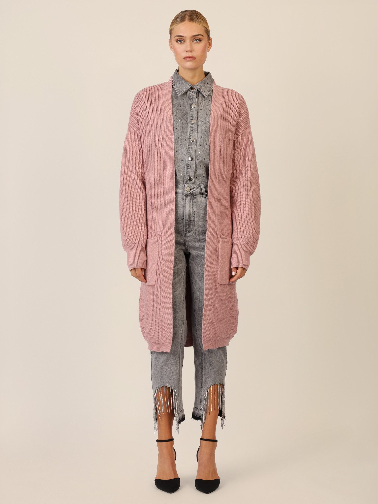 Apart Strickjacke mit aufgesetzten Taschen