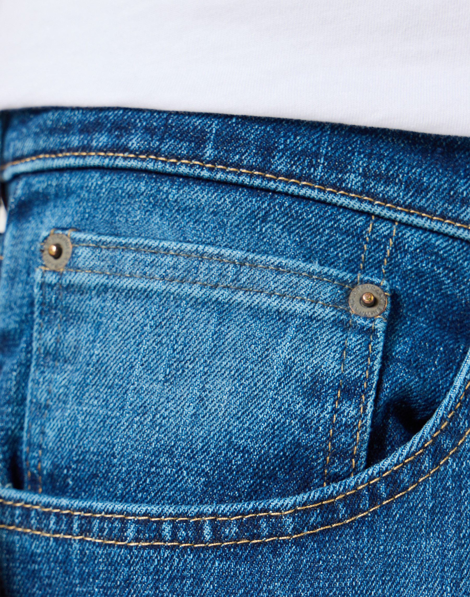 Wrangler Relax-fit-Jeans mit normaler Leibhöhe