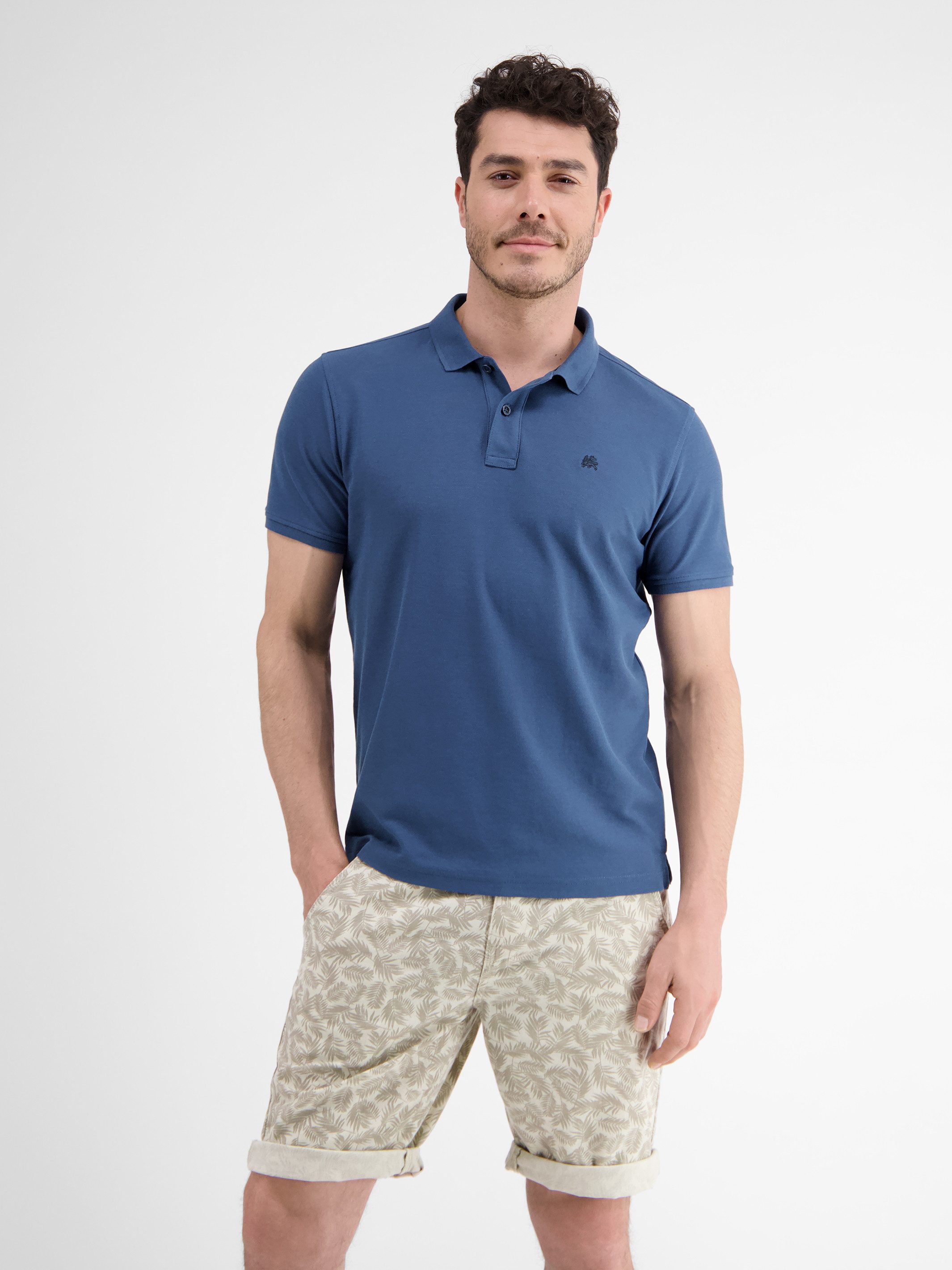 LERROS Poloshirt Poloshirt mit COOL & DRY Funktion in Piqué-Qualität Atmungsaktiver Baumwollmix, Feine Piqué-Qualität, Zeitloser Polo-Style
