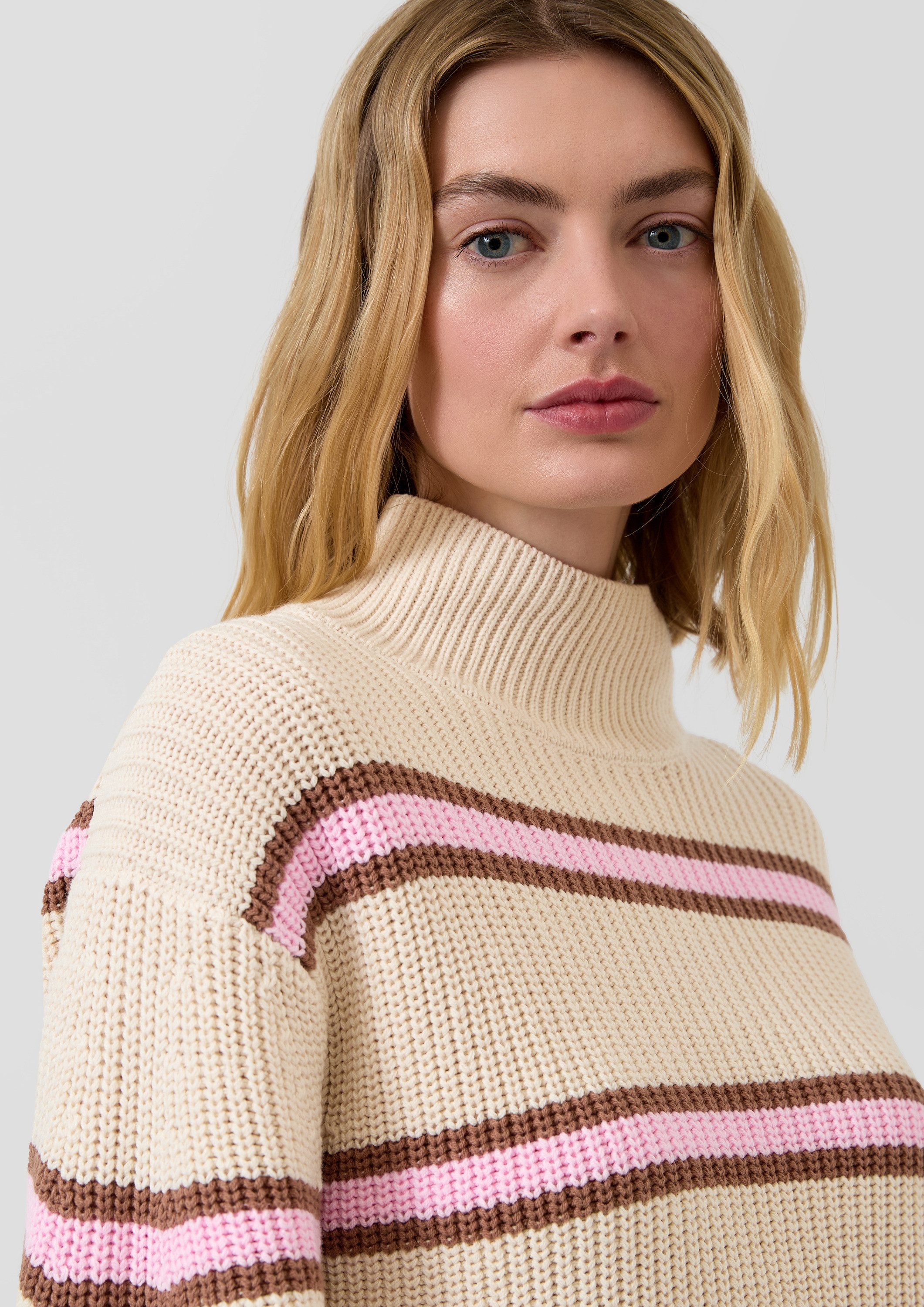 s.Oliver Longpullover Strickpullover Gestreifter Grobstrickpullover mit Stehkragen