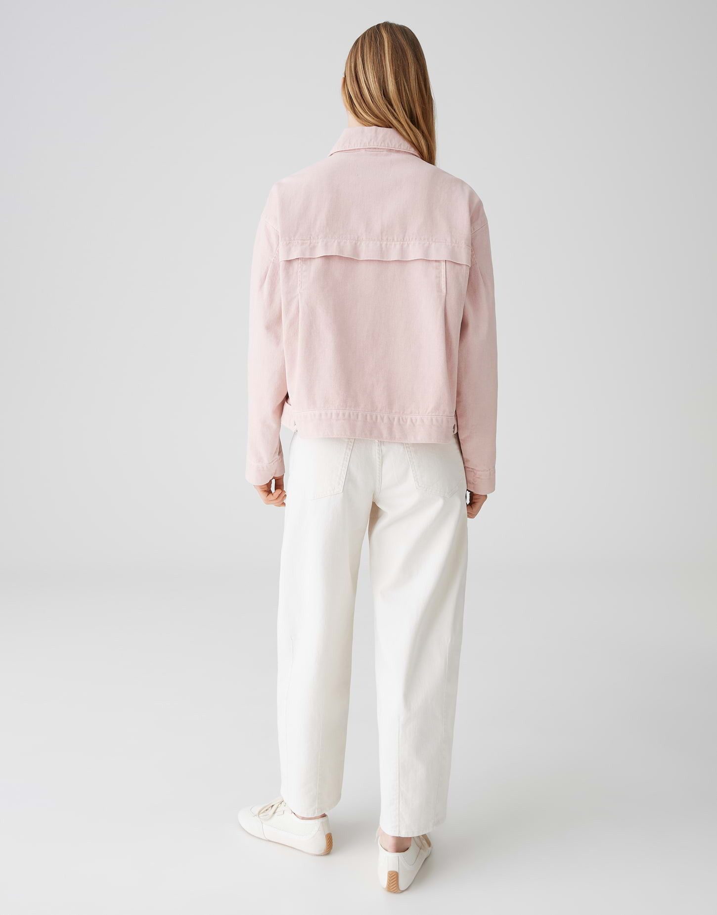 OPUS Jeansjacke Jeansjacke aus BCI Cotton Lockere Passform, schräge Paspeltaschen, kleine Falten