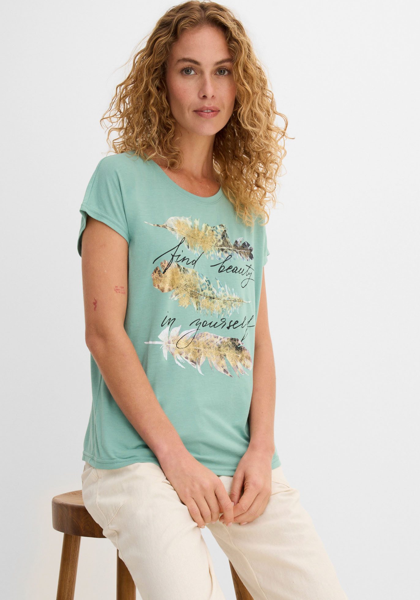 bonprix T-Shirt schmale Passform, Kurzarm, mit Glitzerdruck