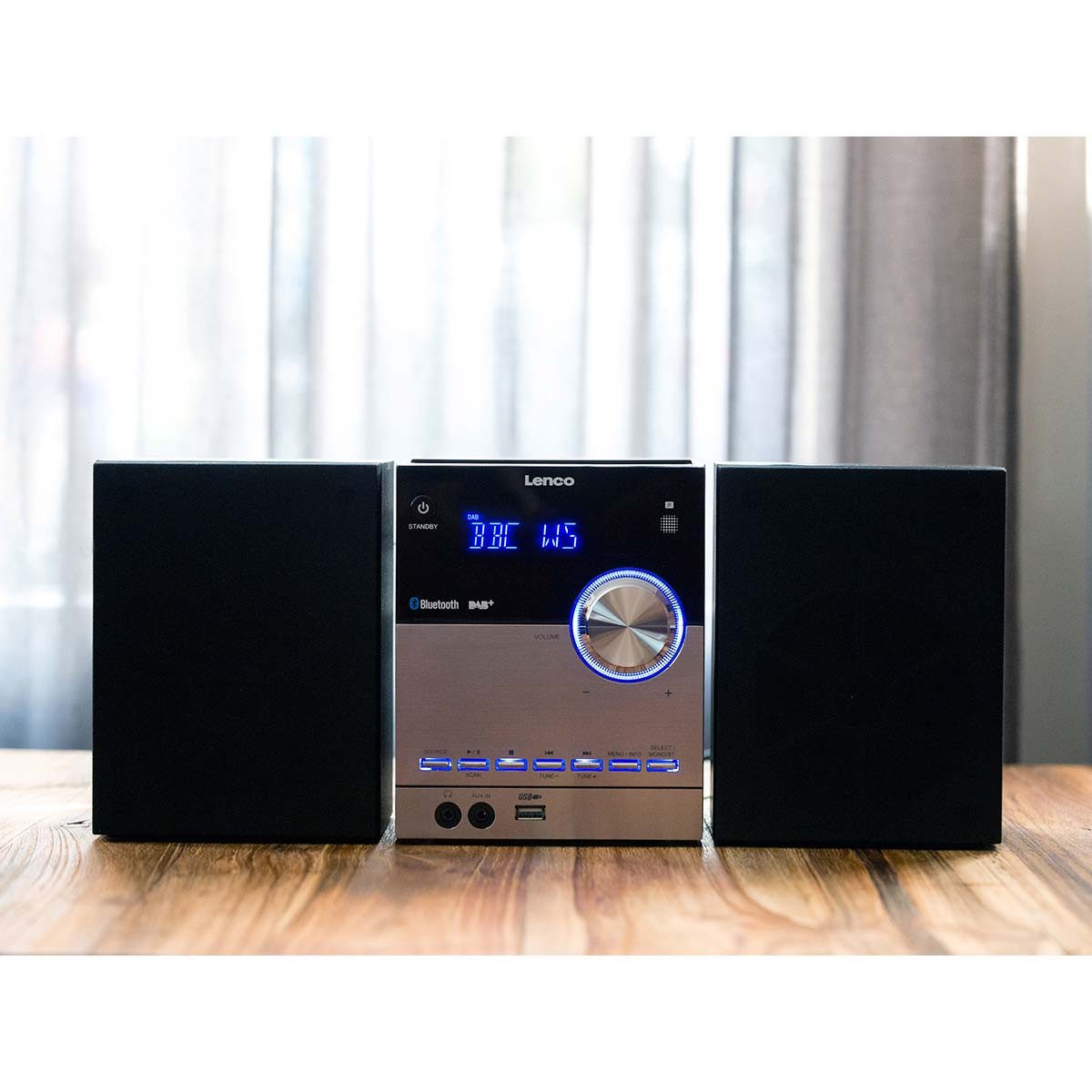 Lenco MC-150 Stereoanlage (Tabelle Radio, DAB+/FM-Radio, CD/MP3, Bluetooth, USB, 2x 10W RMS)