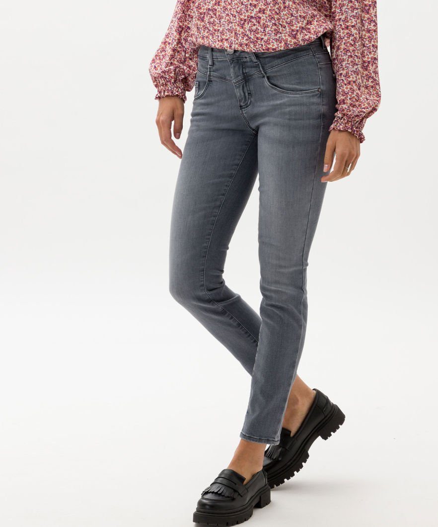 Style ANA hellgrau 5-Pocket-Jeans Brax