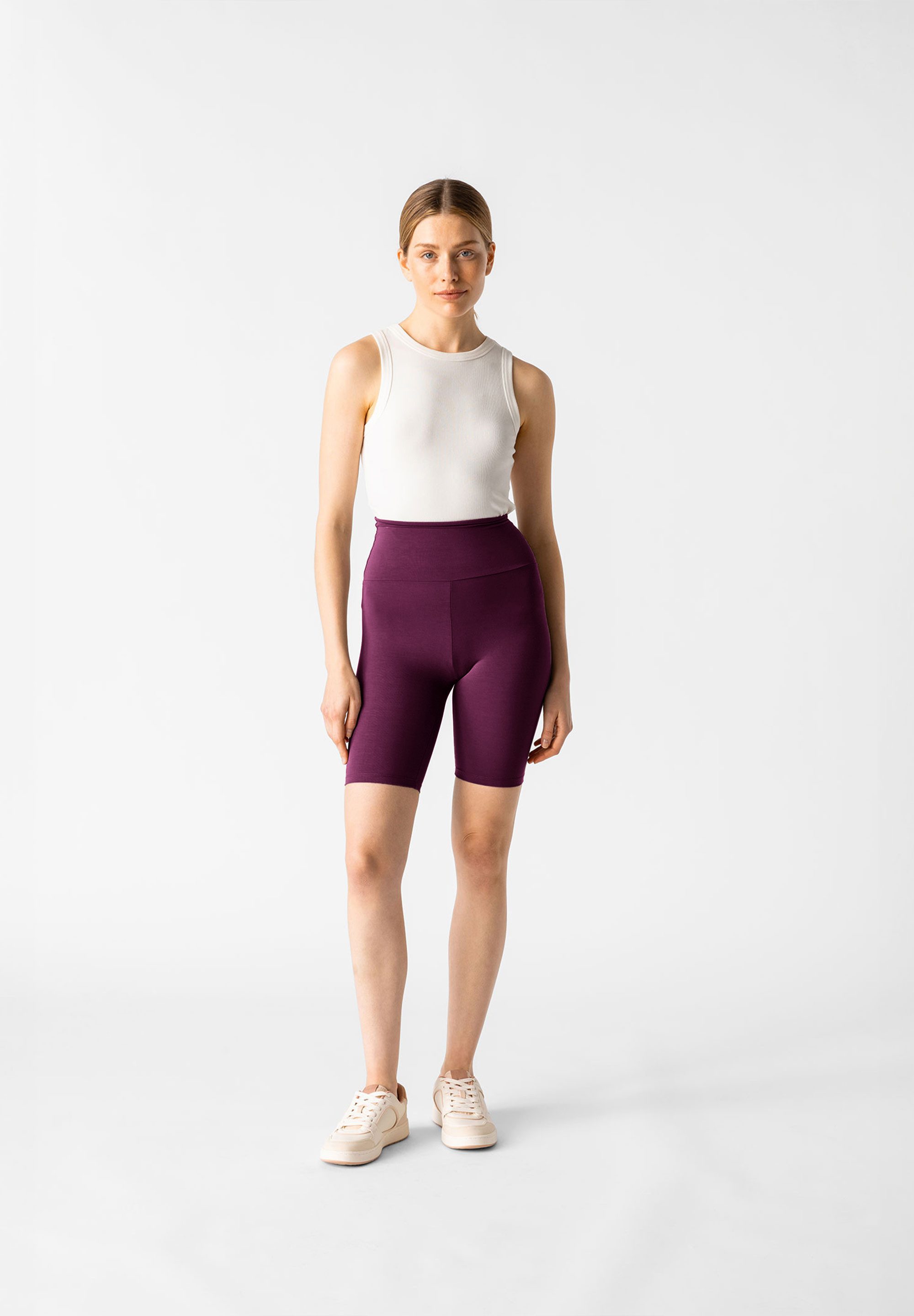Les Lunes Shorts LUNA Short Leggings stützende, superweiche Bambusviskose, breiter dehnbarer Taillenbund