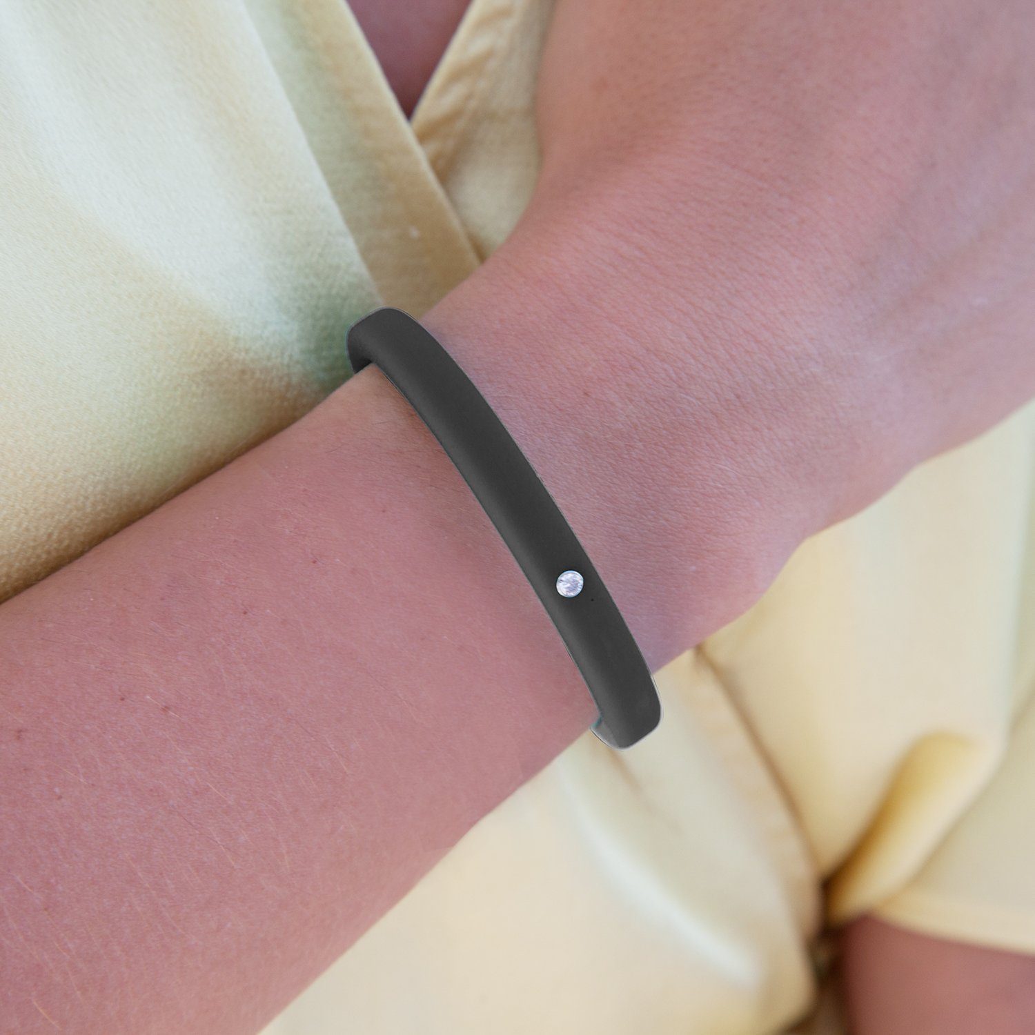 MAGNETIX WELLNESS Armband Magnetarmband aus Silikon mit Zirkonia günstig online kaufen