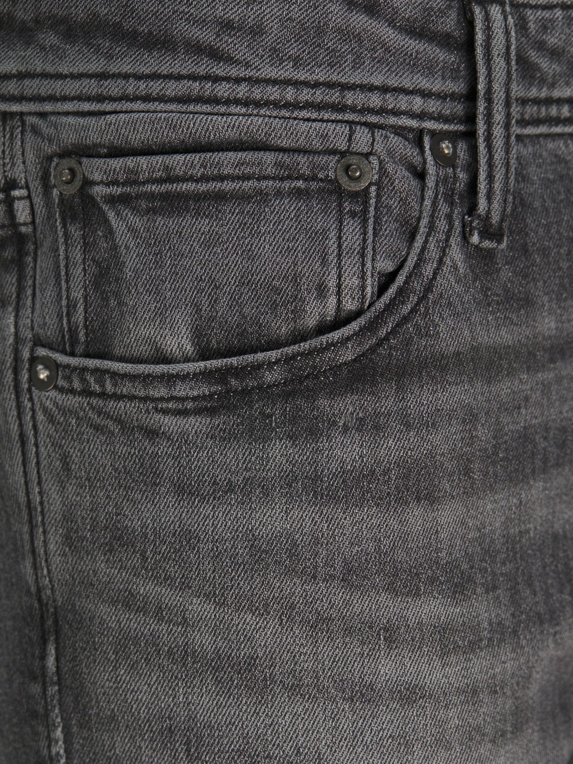 Jack & Jones Regular-fit-Jeans JJICLARK im Used-Look, Stretchkomfort und niedrige Leibhöhe Baumwollmischung, regular fit