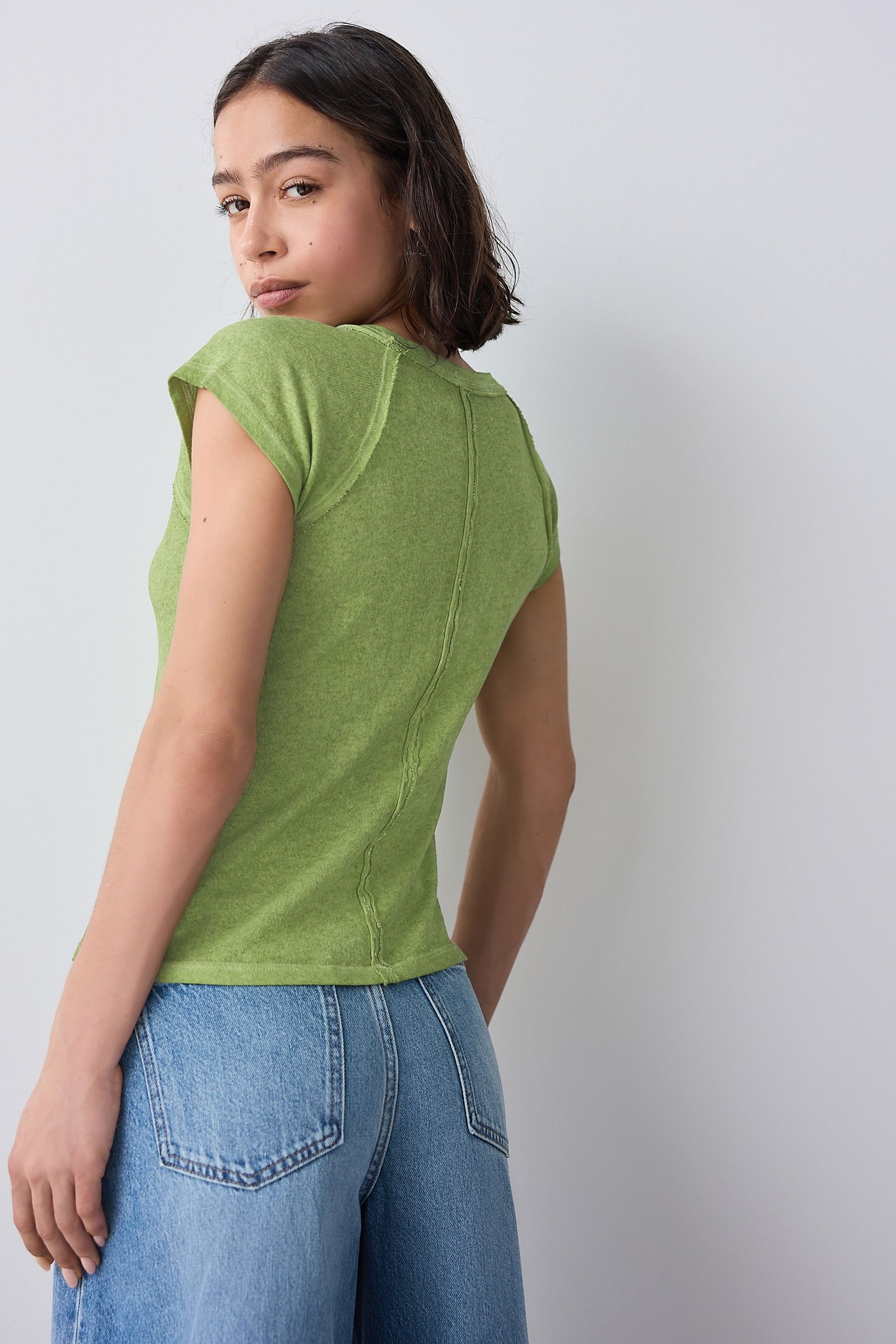 Next Shirttop Gewaschenes T-Shirt mit offenen Saumdetails (1-tlg) günstig online kaufen