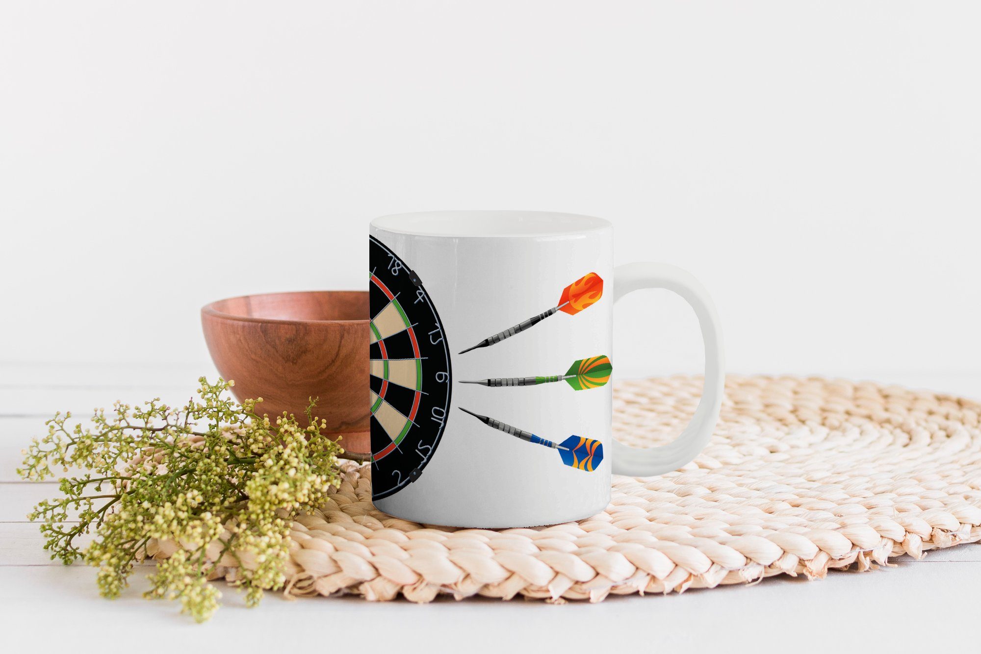 Teetasse, Tasse und Becher, MuchoWow Eine einer Teetasse, Keramik, Dartscheibe Pfeile, Geschenk sechs Illustration Kaffeetassen,