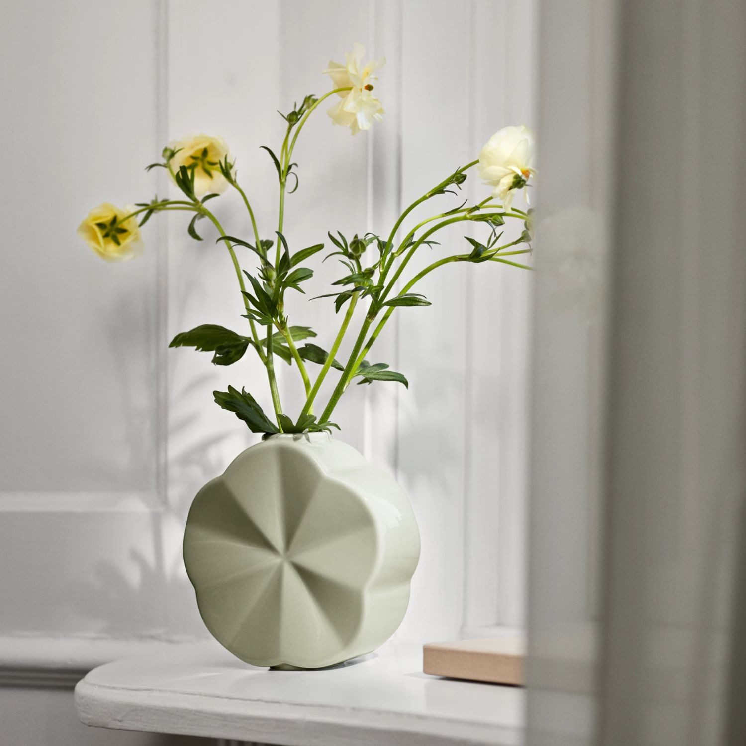 Lyngby Porcelæn Dekovase Flower Ackerwinde
