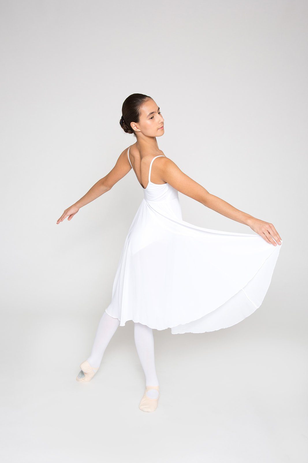 tanzmuster Chiffonkleid Ballettkleid Adelina im Empire Stil ärmelloser Ballettbody aus weichem Baumwollmischgewebe
