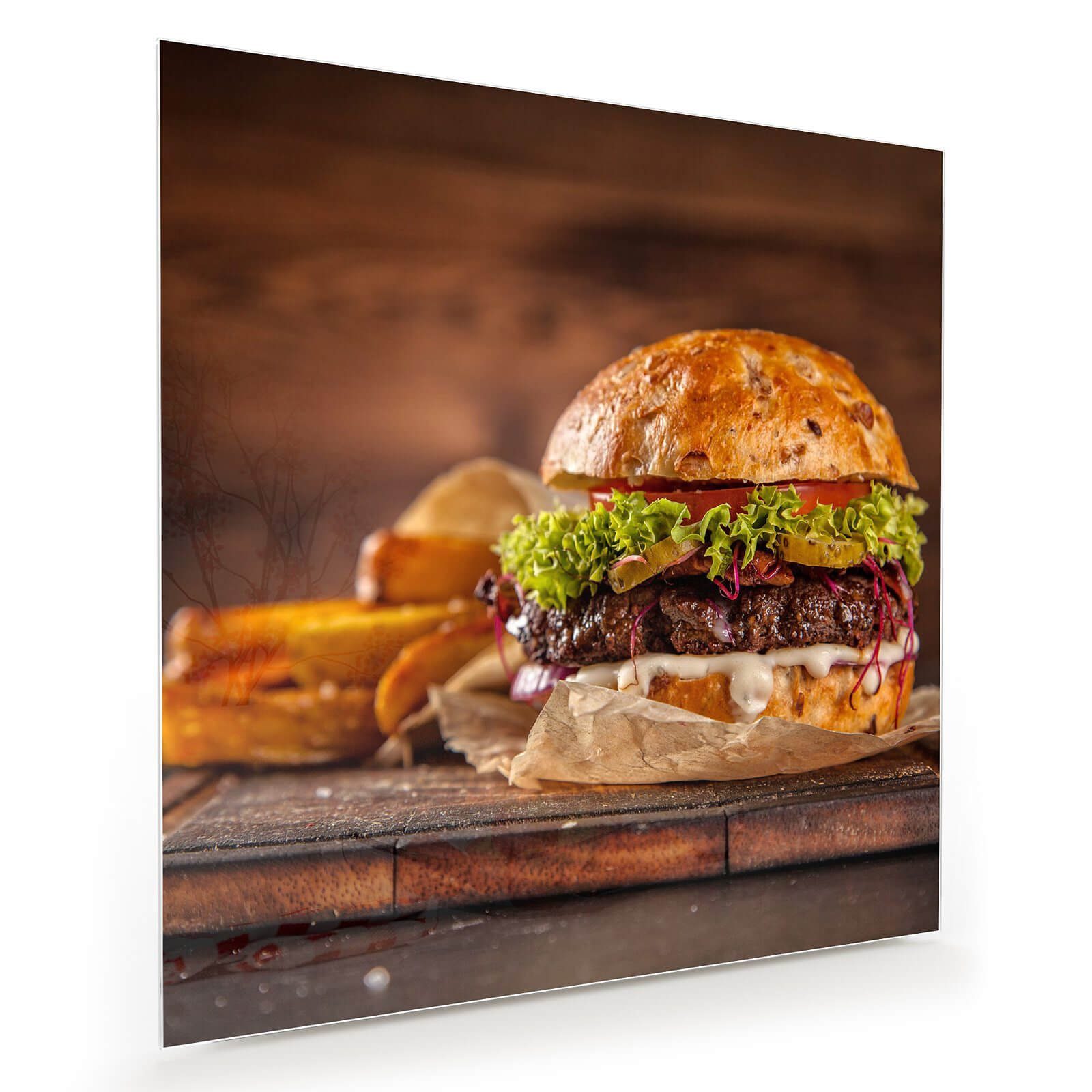 Glasbild Wandbild Quadratisch Burger und Kartoffelschnitze mit Aufhängung