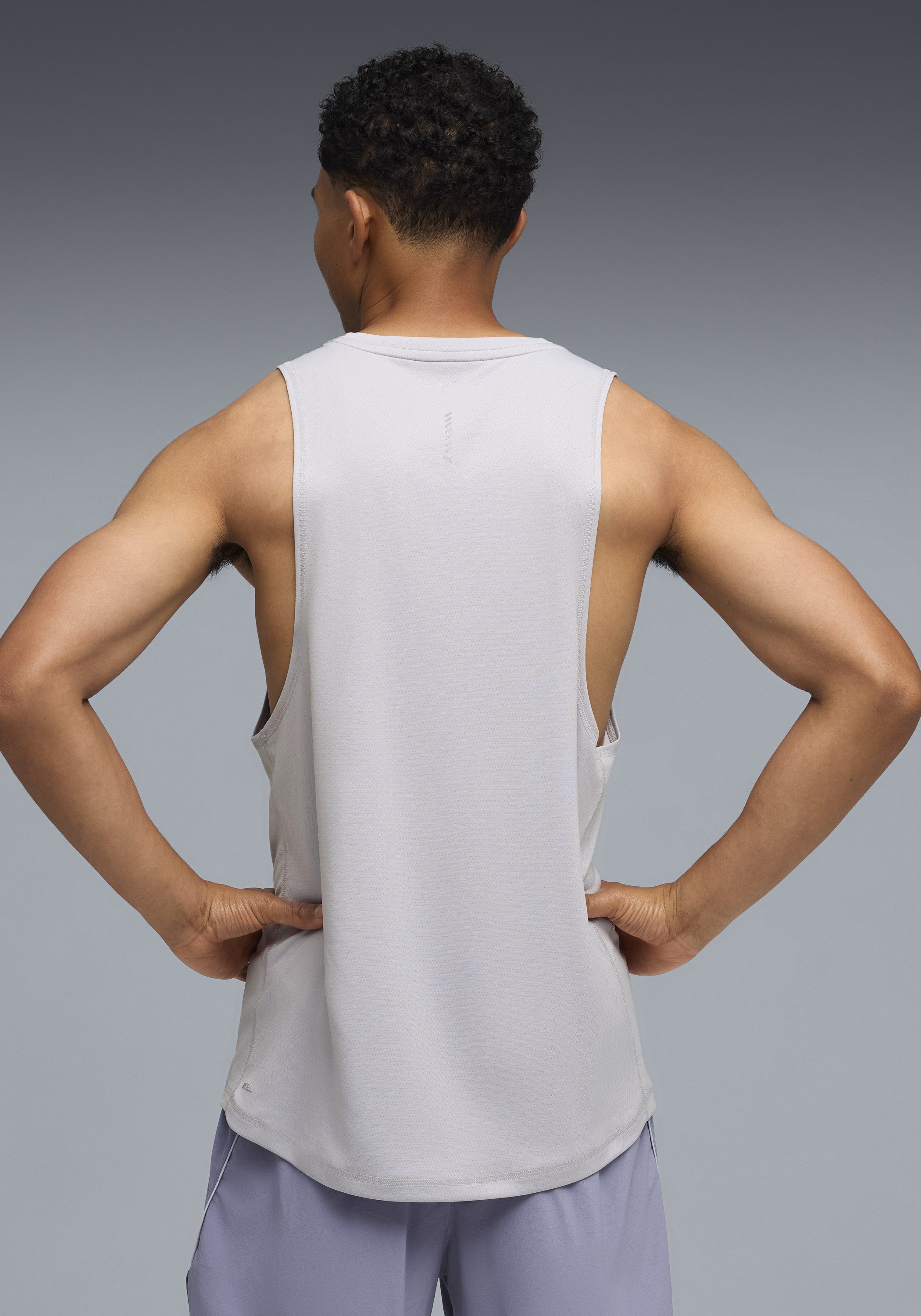 PUMA Tanktop M RUN VELOCITY TANK (POLY) Tanktop, ergonomische Schnittführung, Rundhalsausschnitt