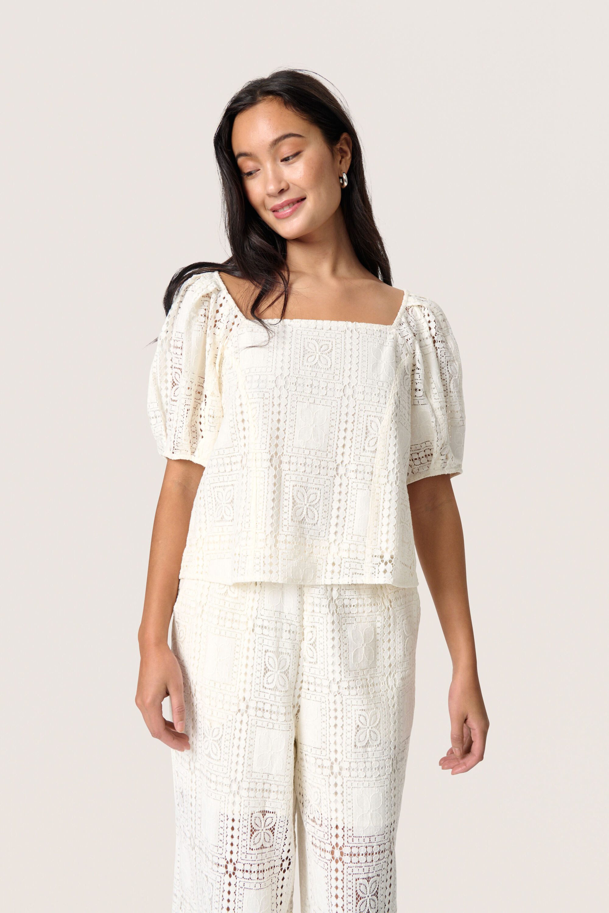 SOAKED IN LUXURY Kurzarmbluse Kurzarm-Bluse SLCoopelia