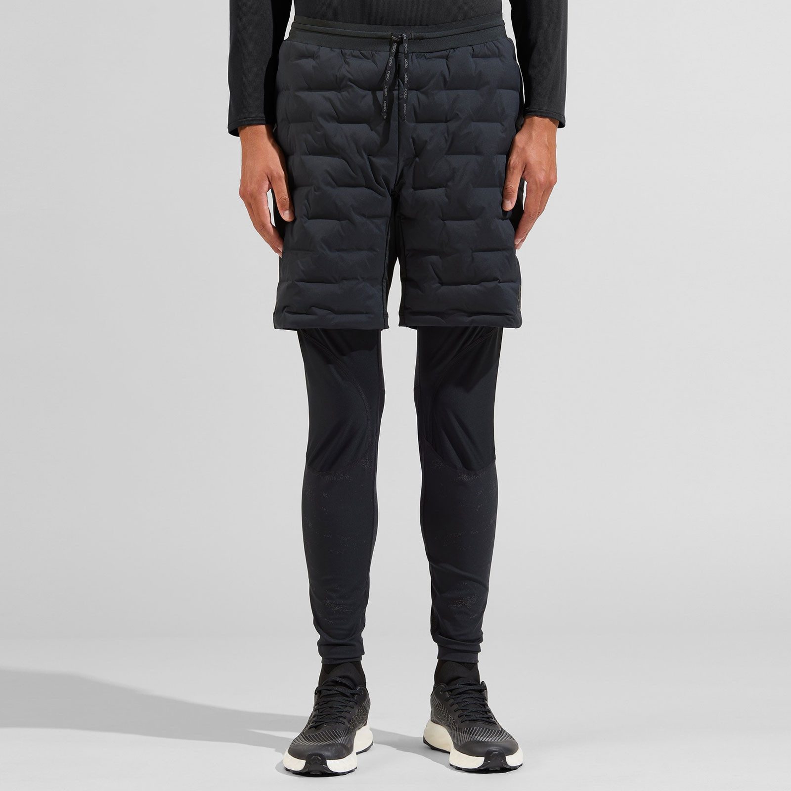 Odlo Laufshorts Zeroweight Insulator Shorts Men 323522-15000 Überziehhose g günstig online kaufen