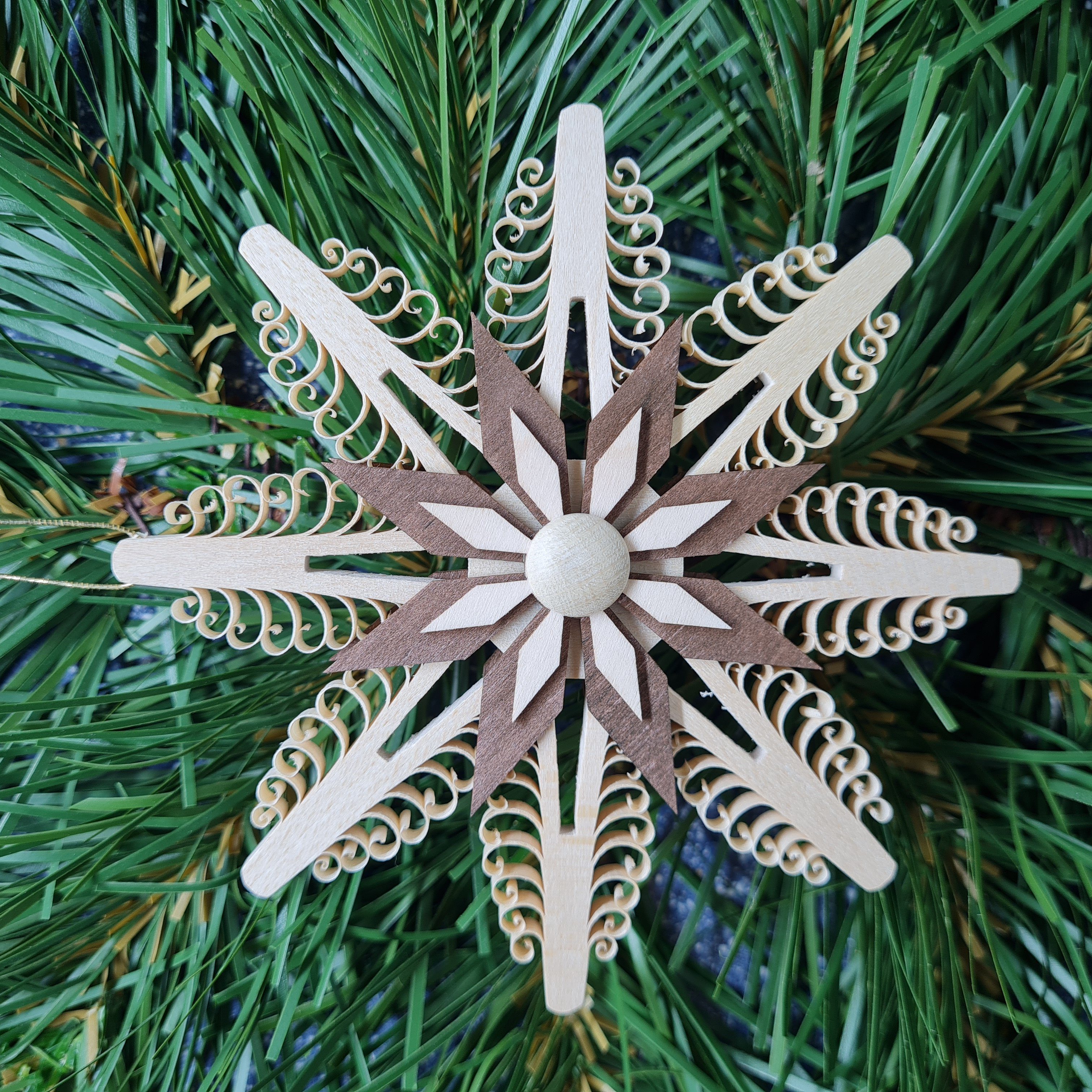 Christbaumschmuck Aus braun Ø Christbaumschmuck gestochenen und Spanstern Holzecken ca.9,5cm NEU, Span filigranen