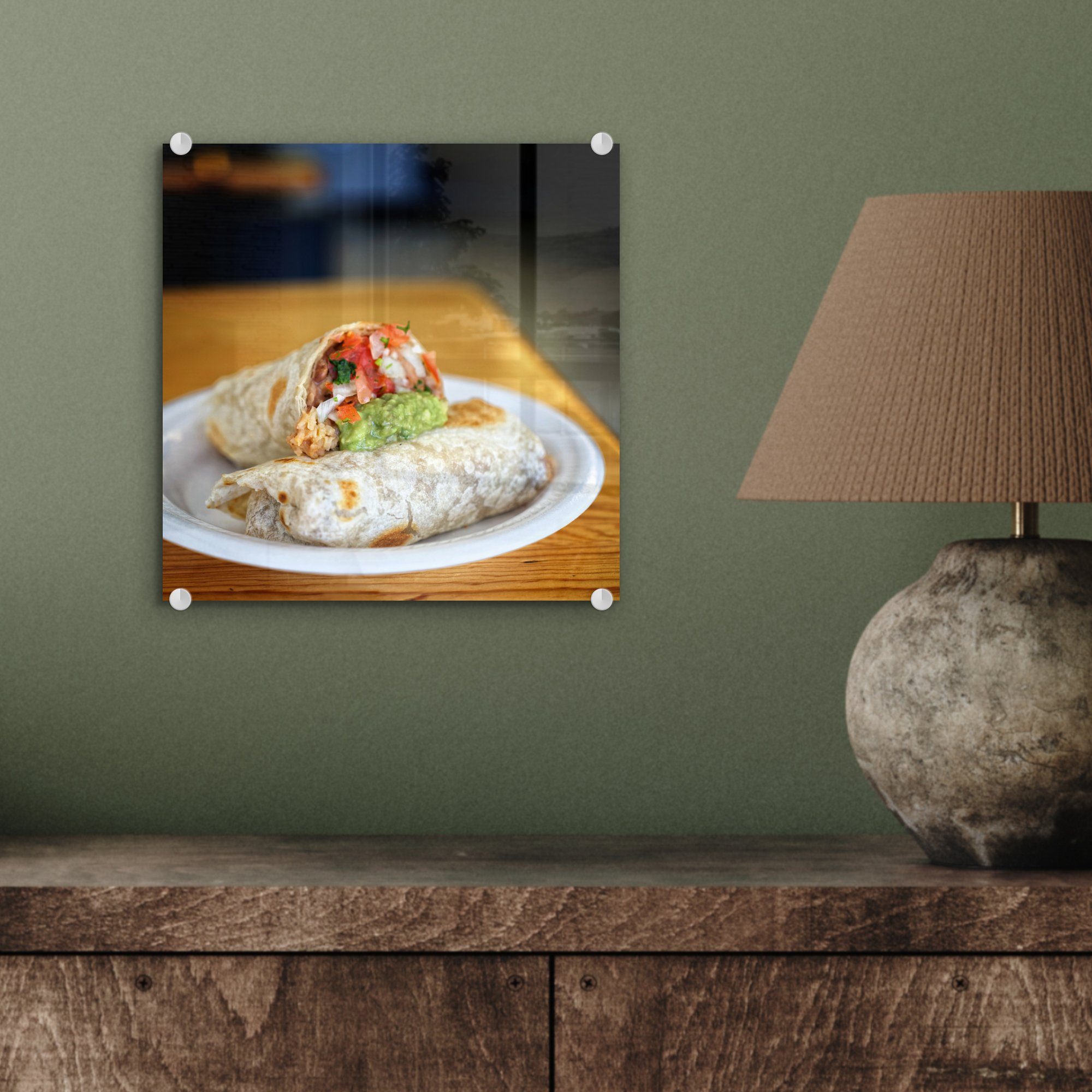 werden auf Glas serviert, auf Glas Glasbilder Leckere Wanddekoration MuchoWow (1 Foto Acrylglasbild Bilder Wandbild frische - St), - Burritos -