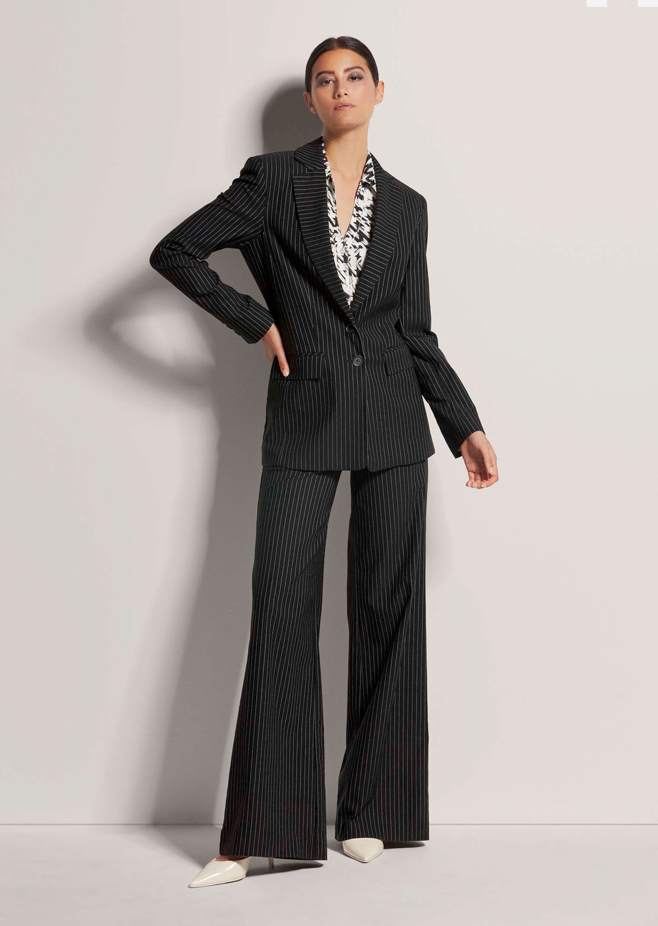MADELEINE Kurzblazer Langer, taillierter Blazer günstig online kaufen