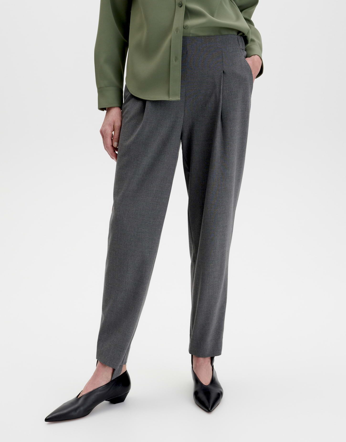 someday Stoffhose Cevil tapered detail aus fließender Schräge eingrifftaschen für einen modernen, komfortablen Look