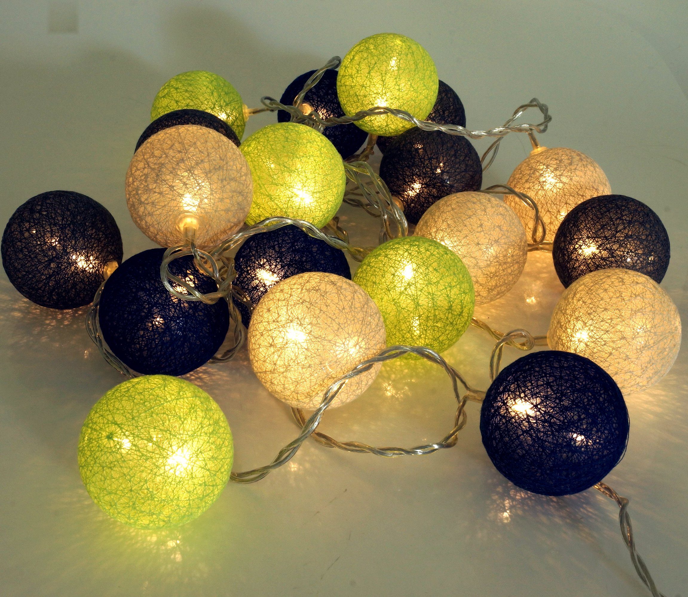 Guru-Shop LED-Lichterkette Stoff Ball Lichterkette, Kugel Lampion.. LED grün/blau/grau