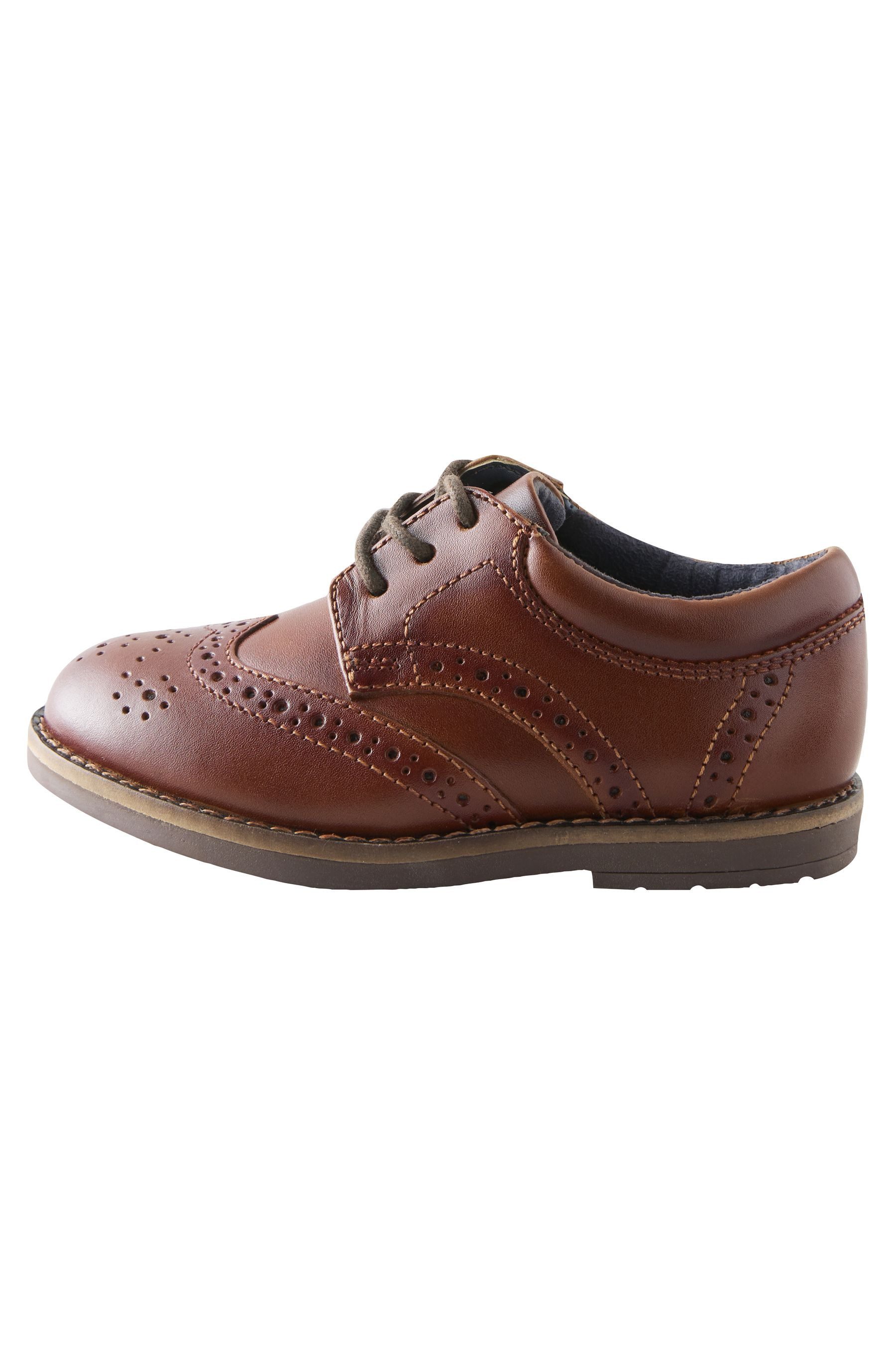 Next Brogues zum Schnüren, weite Passform Budapester