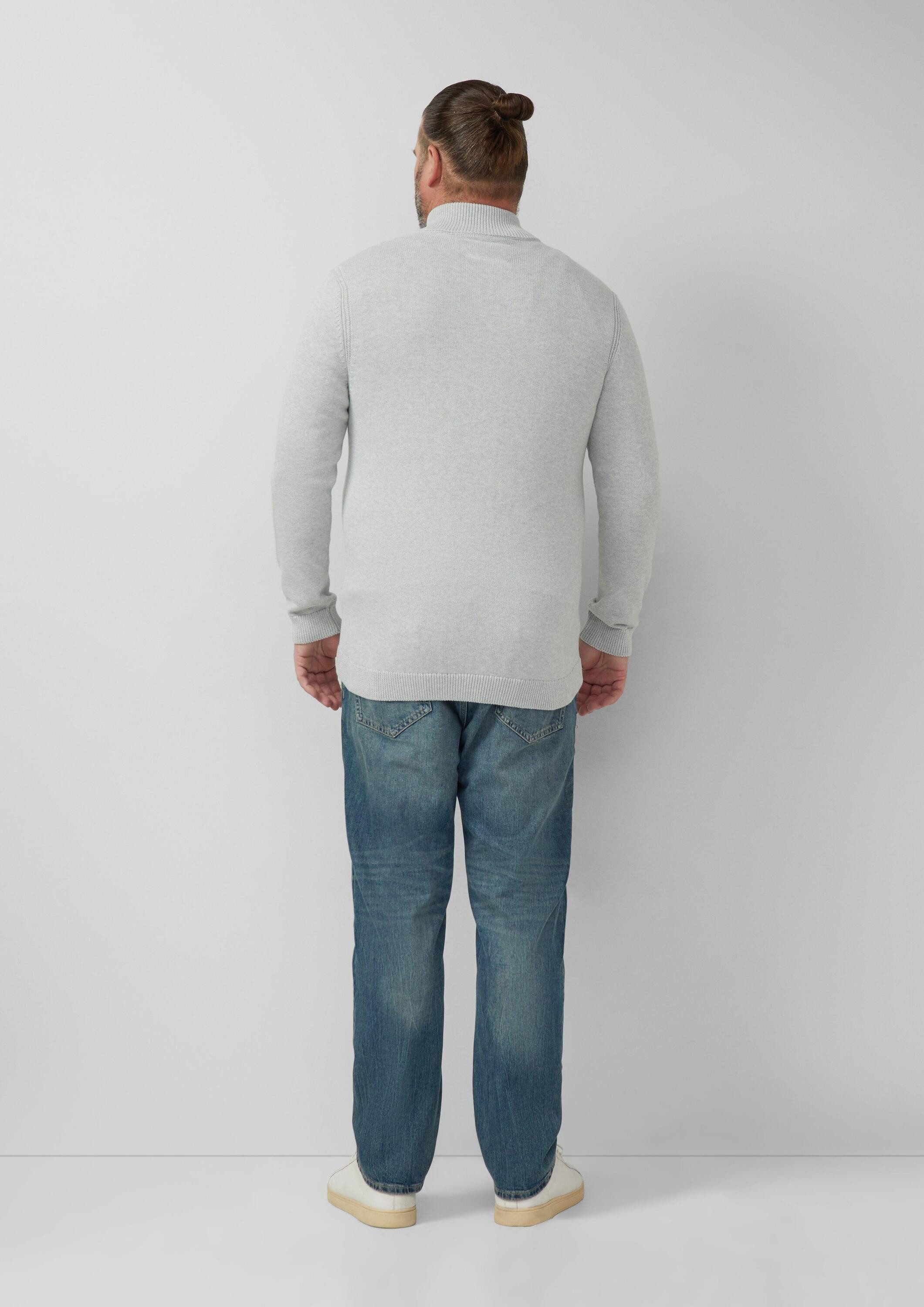 s.Oliver Cardigan Strickjacke Baumwoll-Strickjacke mit Stehkragen und Logo-Patch