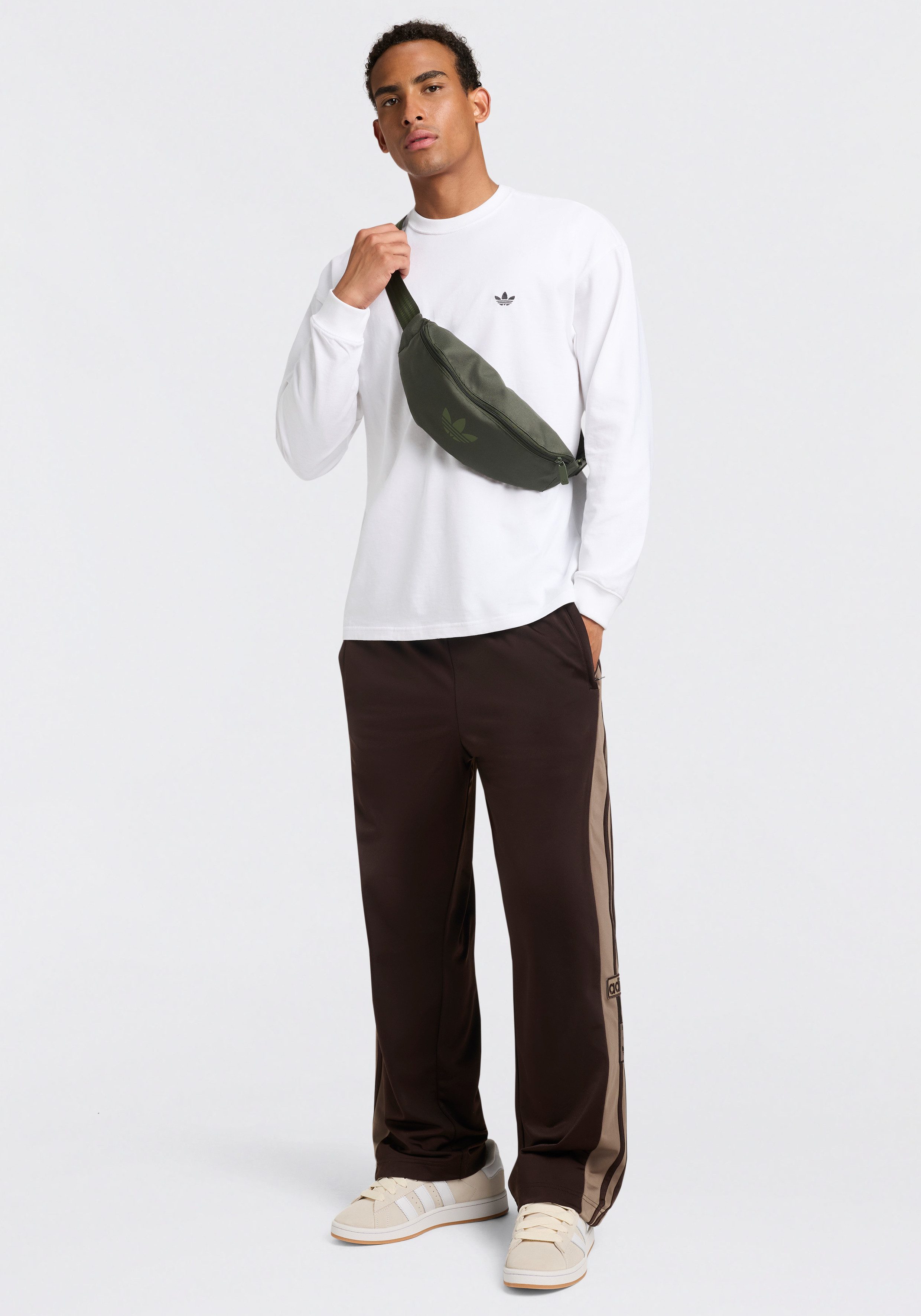 Zum Outfit 9